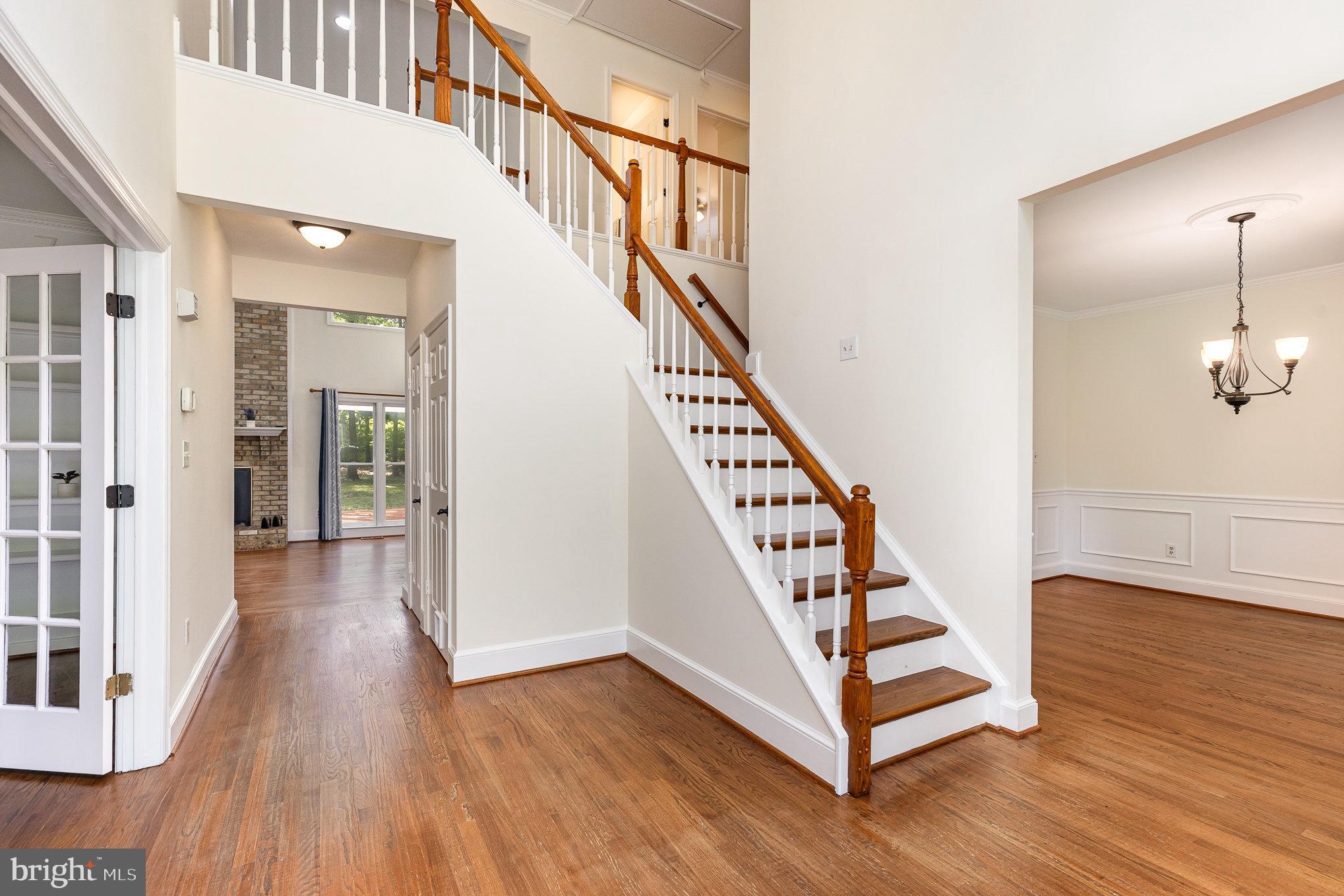 5811 WINDSOR RETREAT