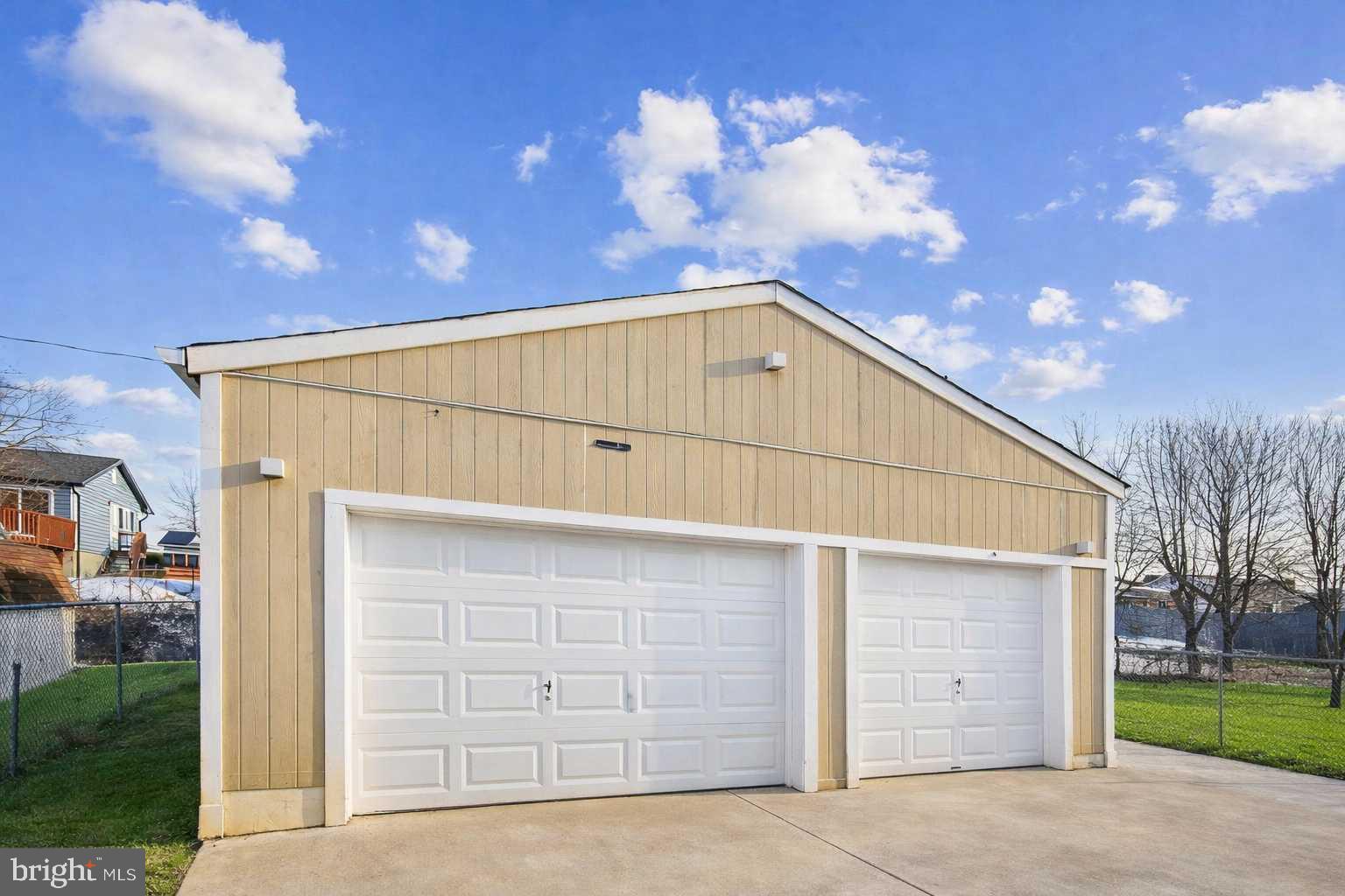 RANDALL RIDGE - Residential