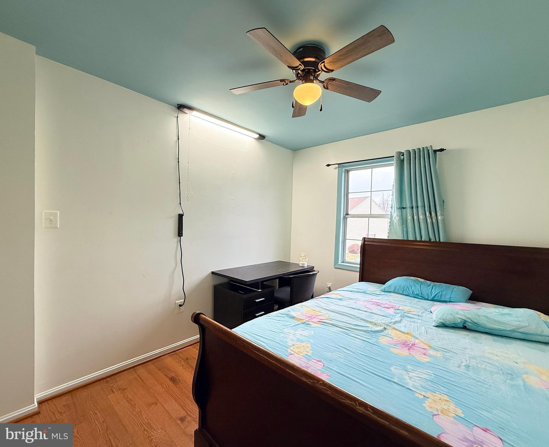 POINT OF WOODS - Residential Lease