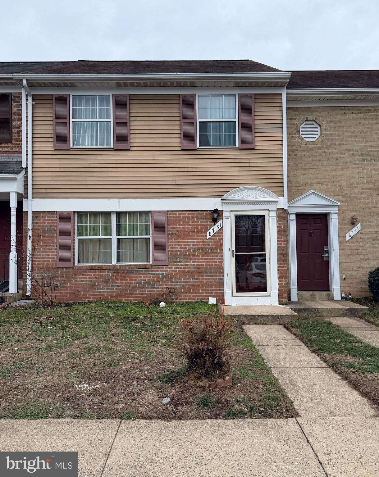 POINT OF WOODS - Residential Lease