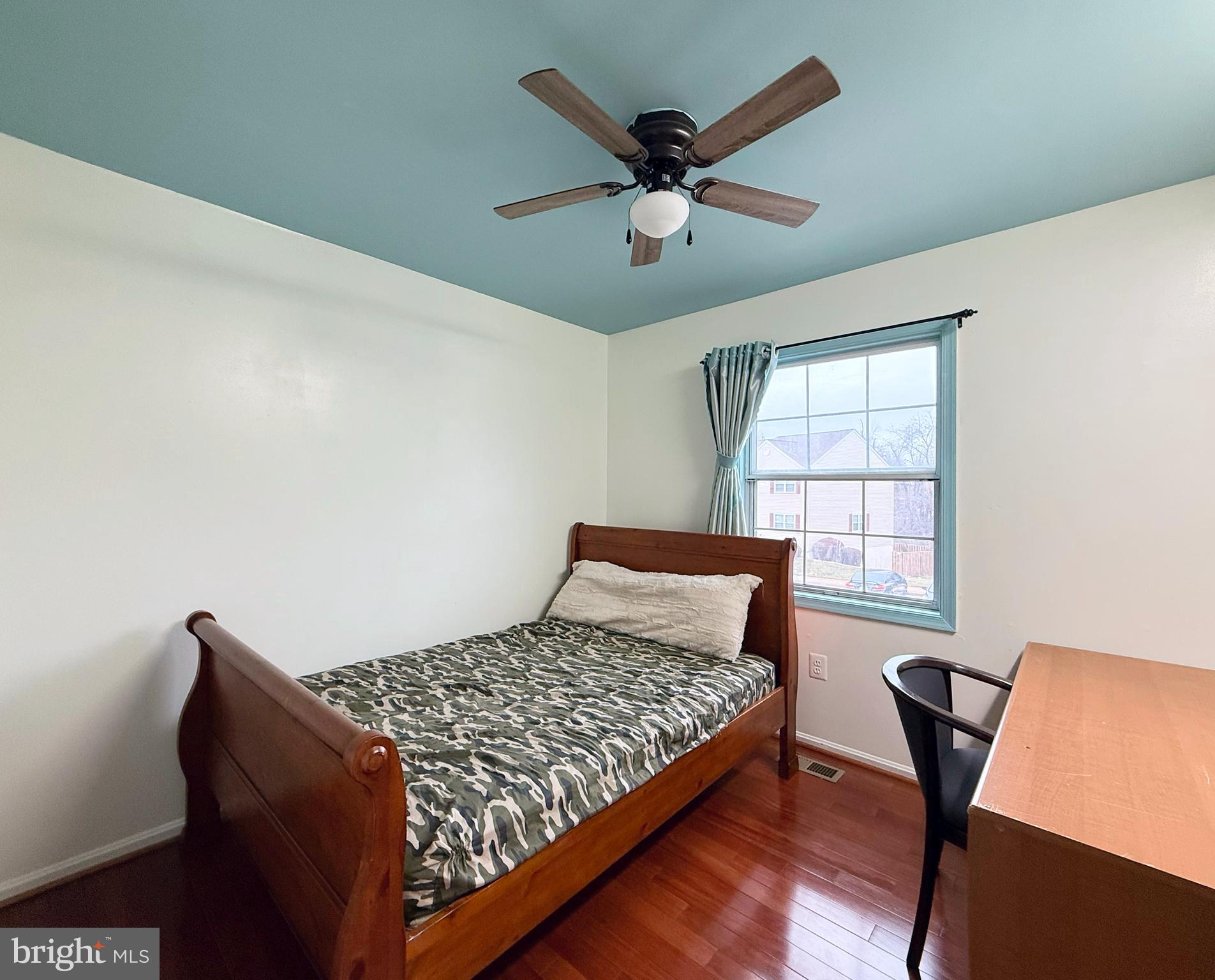 POINT OF WOODS - Residential Lease