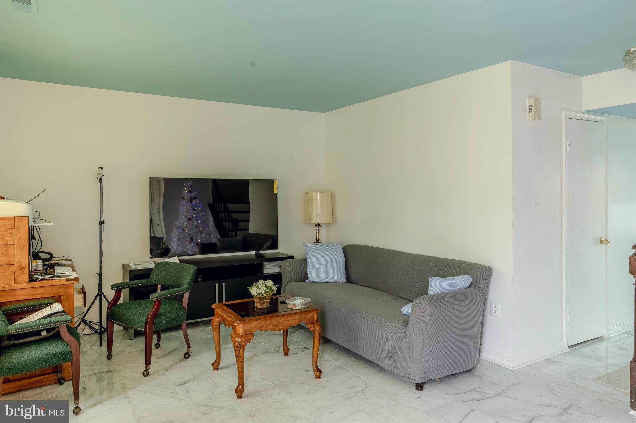 POINT OF WOODS - Residential Lease