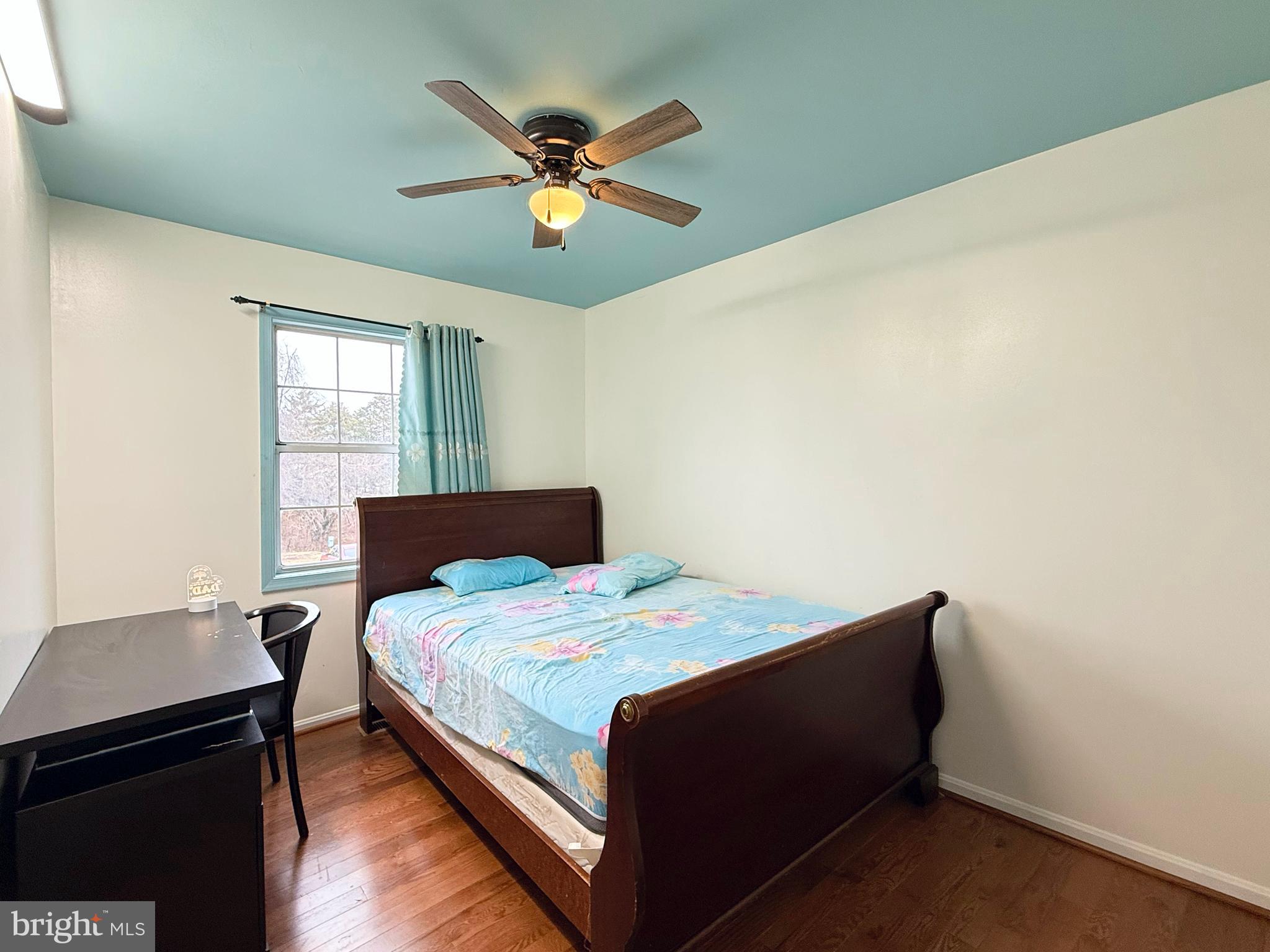 POINT OF WOODS - Residential Lease