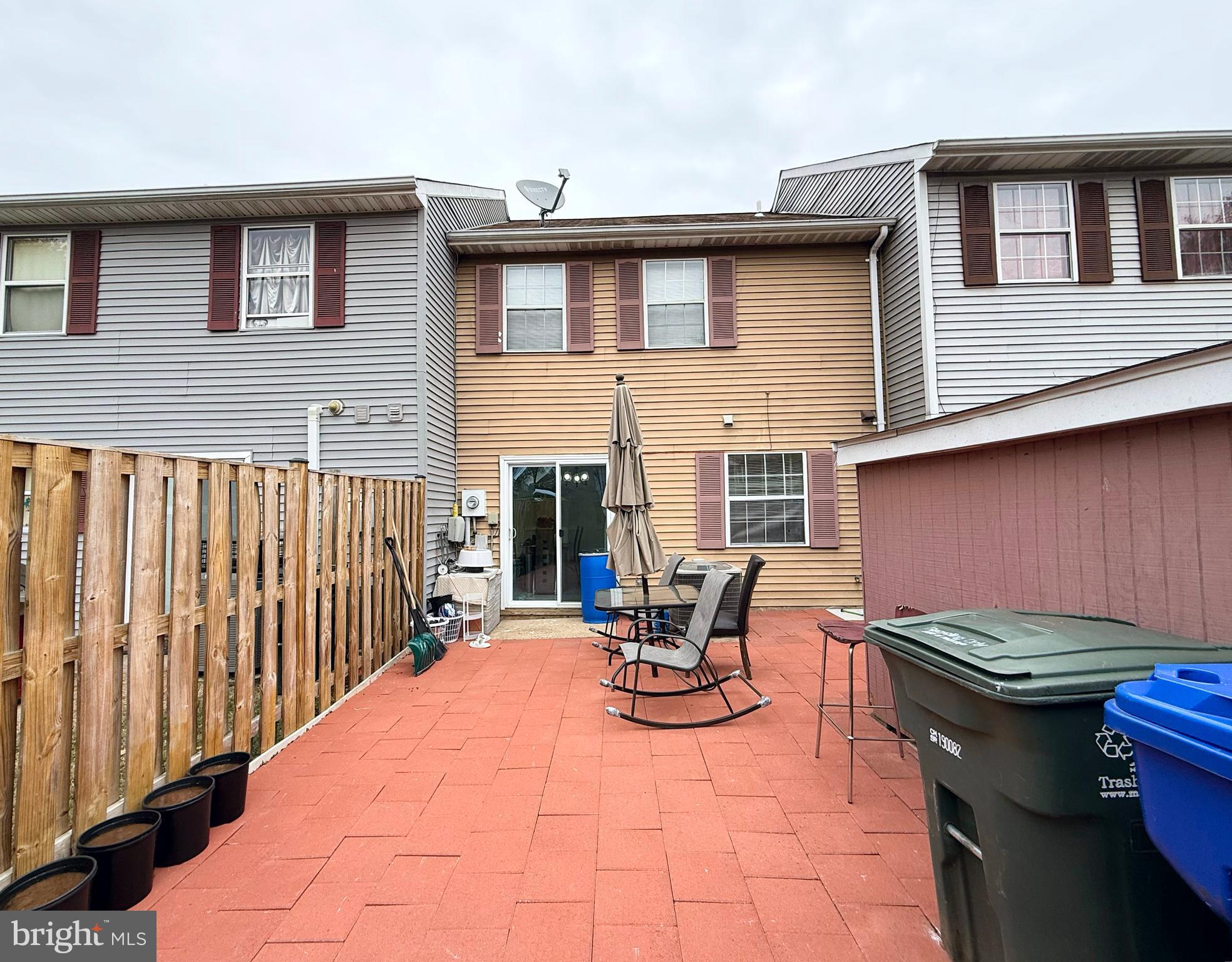 POINT OF WOODS - Residential Lease