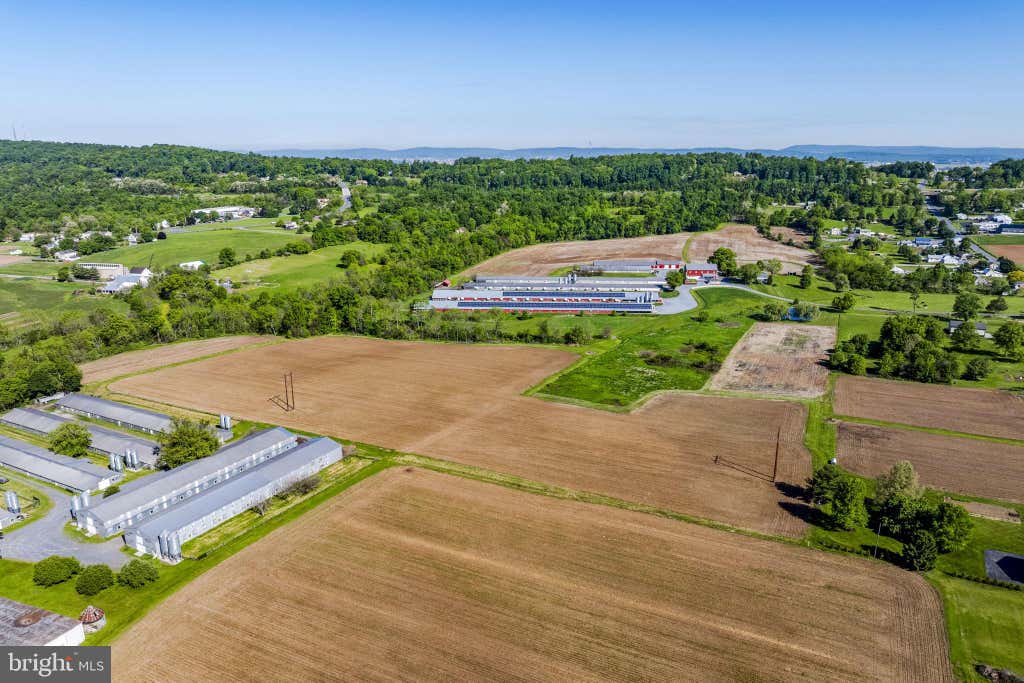 Photo of 765 Glenwood Drive, EPHRATA, PA 17522 (MLS # PALA2091448)