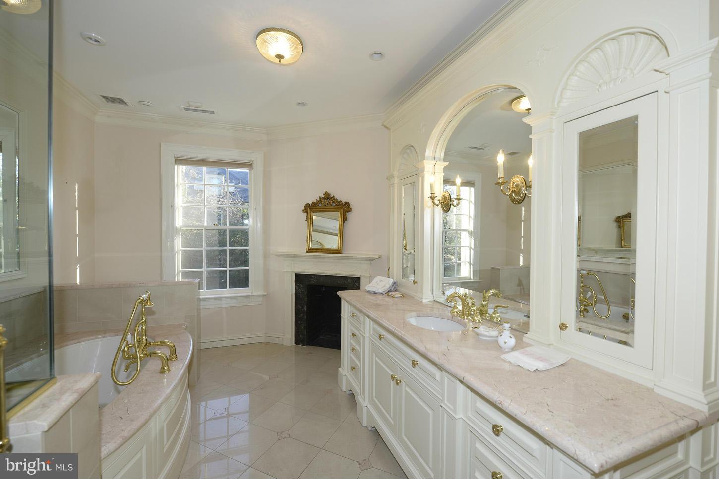 WESLEY HEIGHTS - Residential