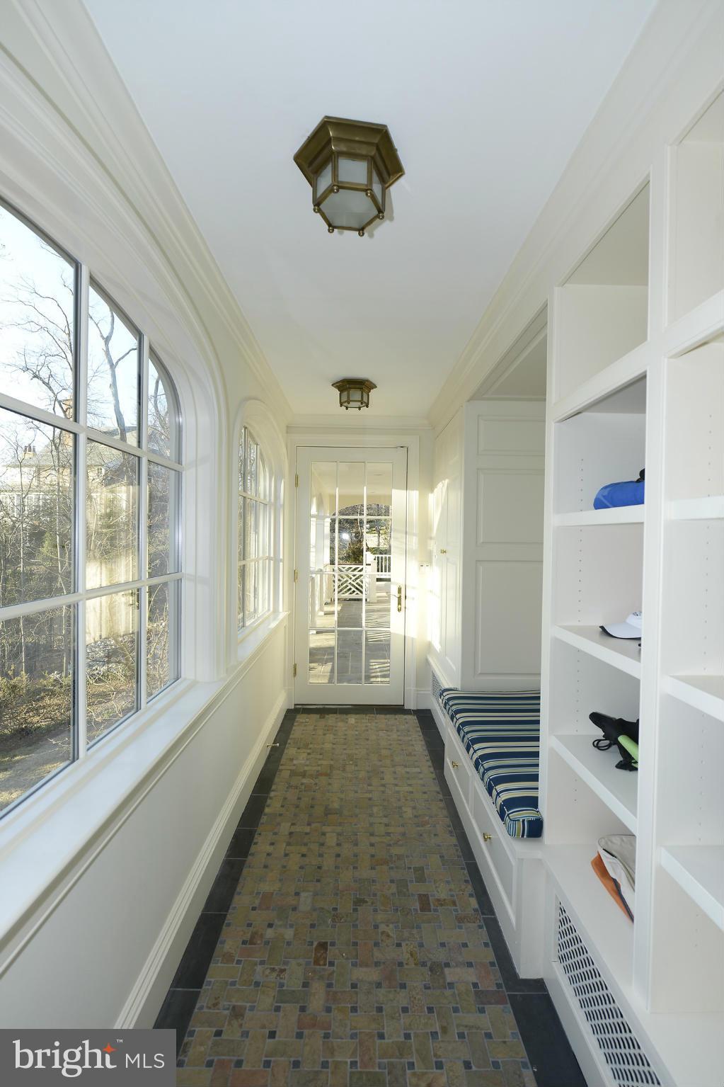 WESLEY HEIGHTS - Residential
