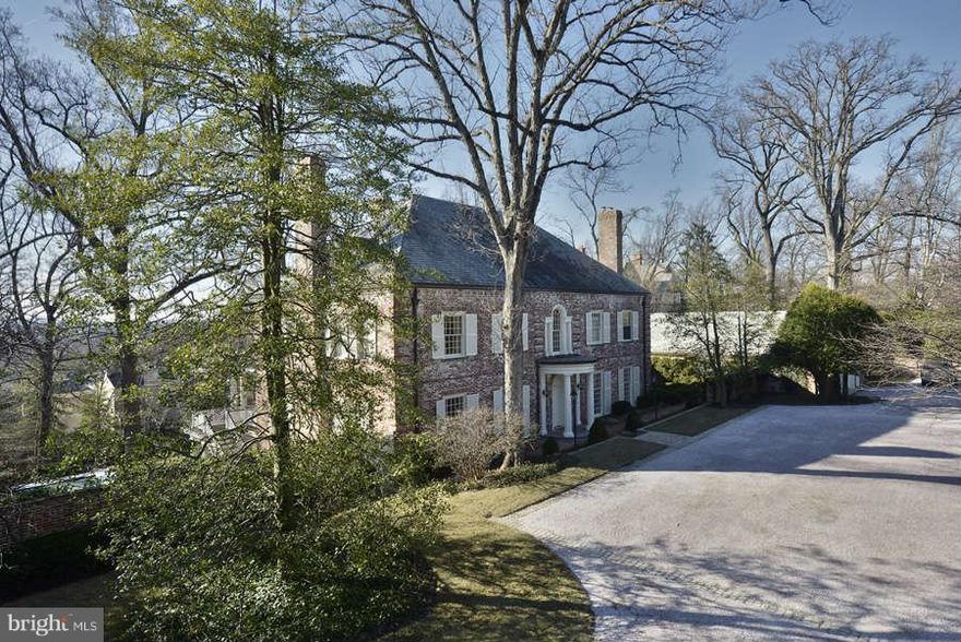 NEW PRICE! TREMENDOUS VALUE! Georgian style English country house on 1.4 lush acres. Originally built in 1935 w/beautifully scaled rooms, exquisite architectural detail, & character combined w/ modern conveniences & luxuries. Sun filled floor plan enjoys views of the VA landscape & sunsets from the spectacular terrace. 9,700 SF of living space. 4car garage, boxwood courtyard, & swimming pool.