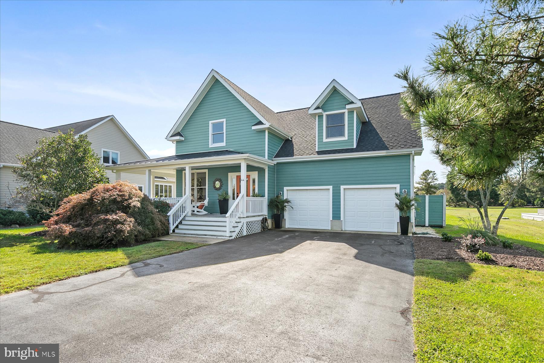 44 DAISEY AVENUE