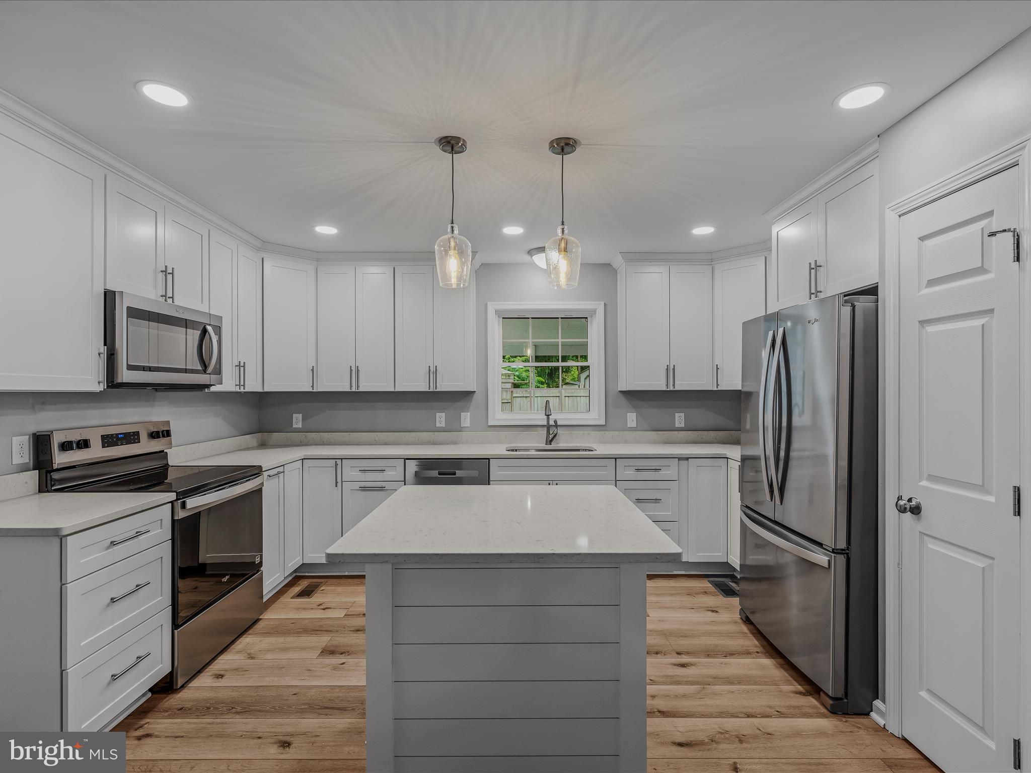 MECKLENBURG HEIGHTS - Residential