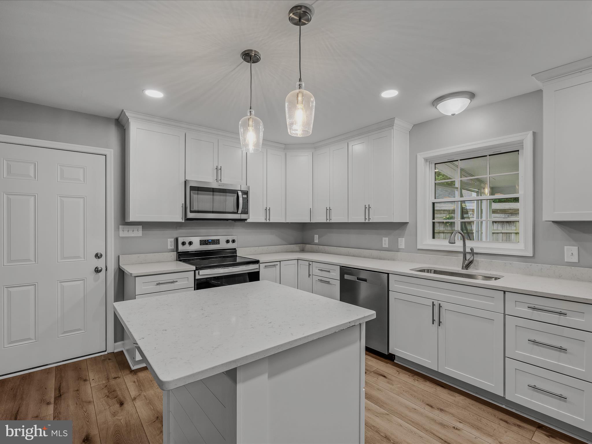 MECKLENBURG HEIGHTS - Residential