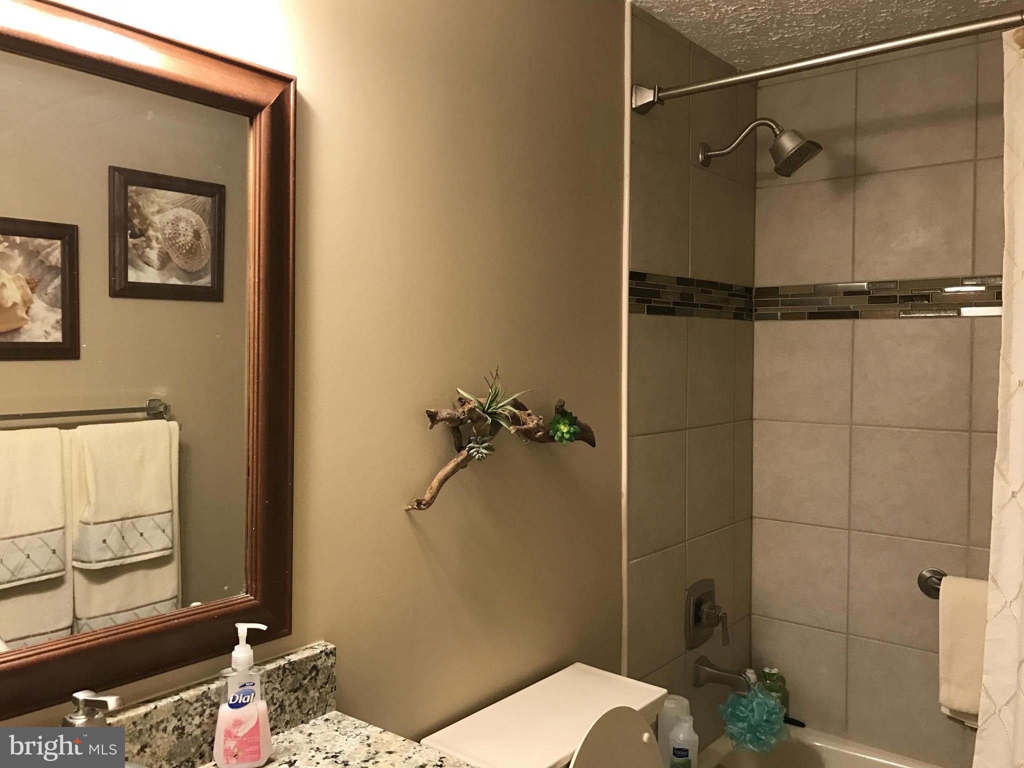 SHADOW WOODS - Residential