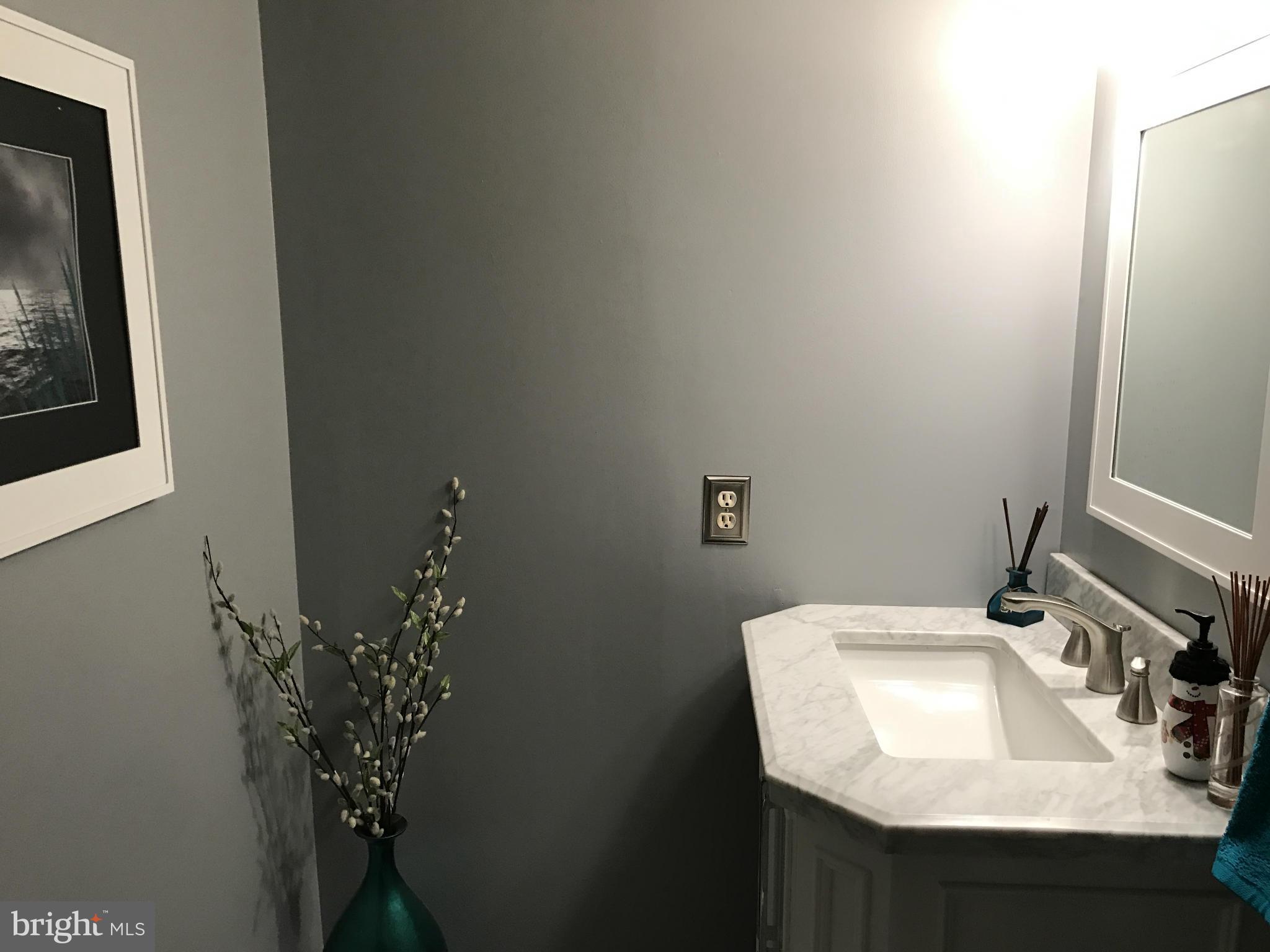 SHADOW WOODS - Residential