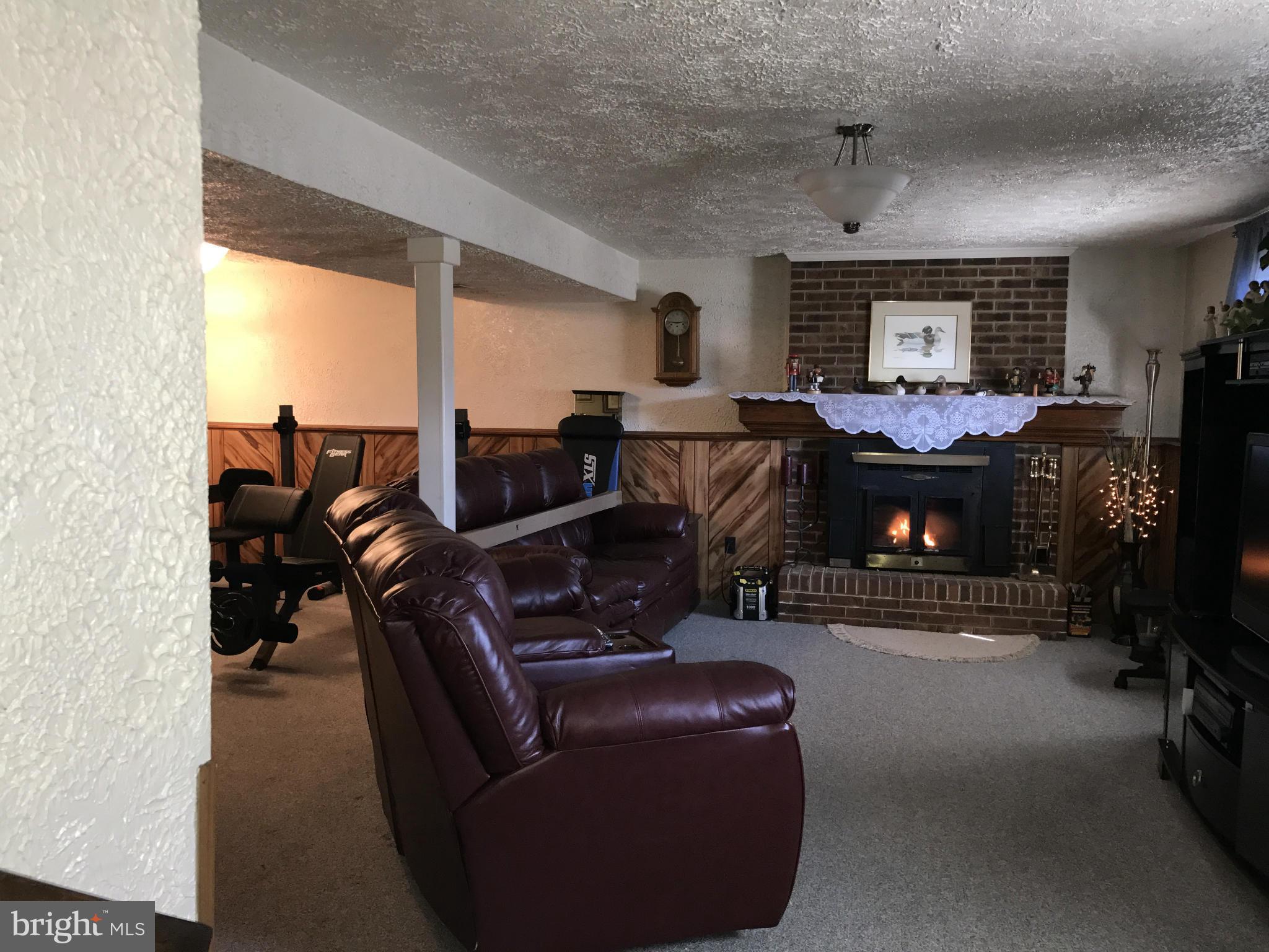 SHADOW WOODS - Residential