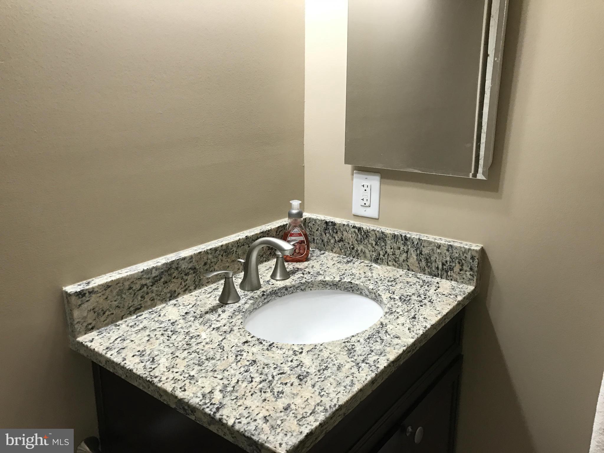 SHADOW WOODS - Residential