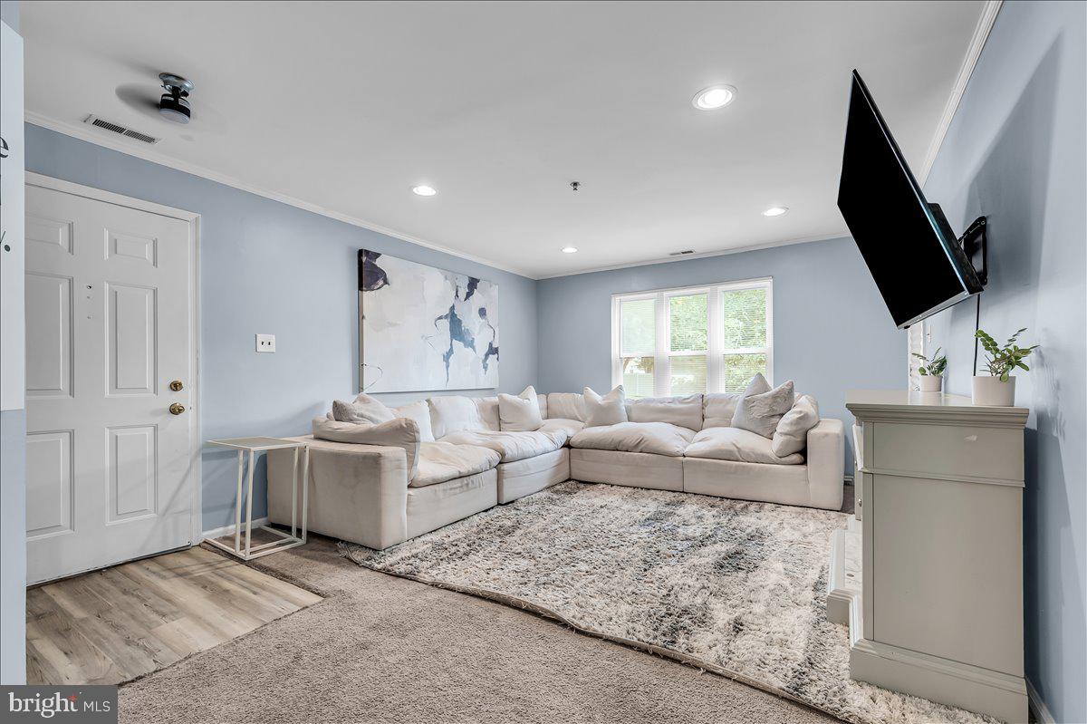 613 WILLINGS WAY