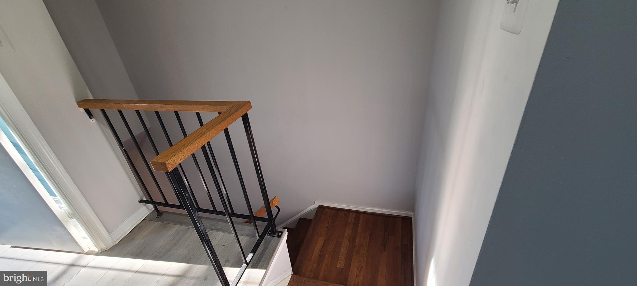 FLOWER HILL - Residential Lease