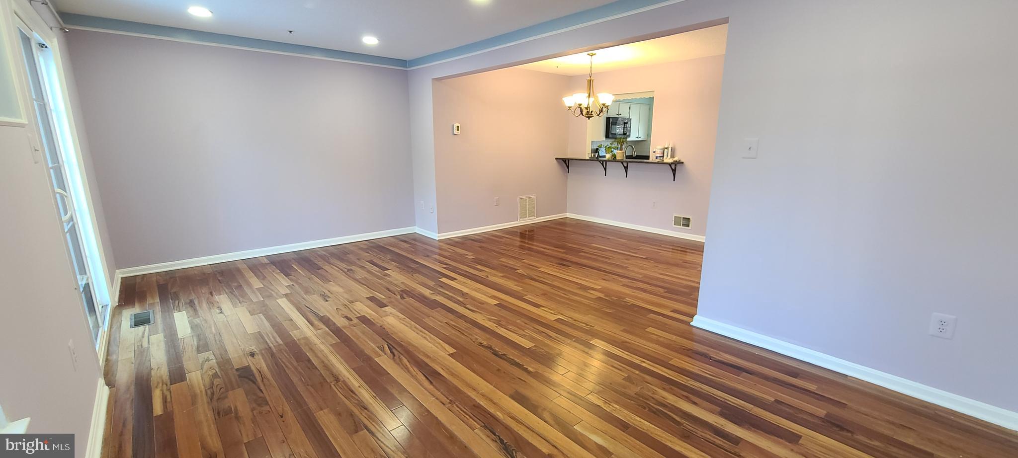 FLOWER HILL - Residential Lease