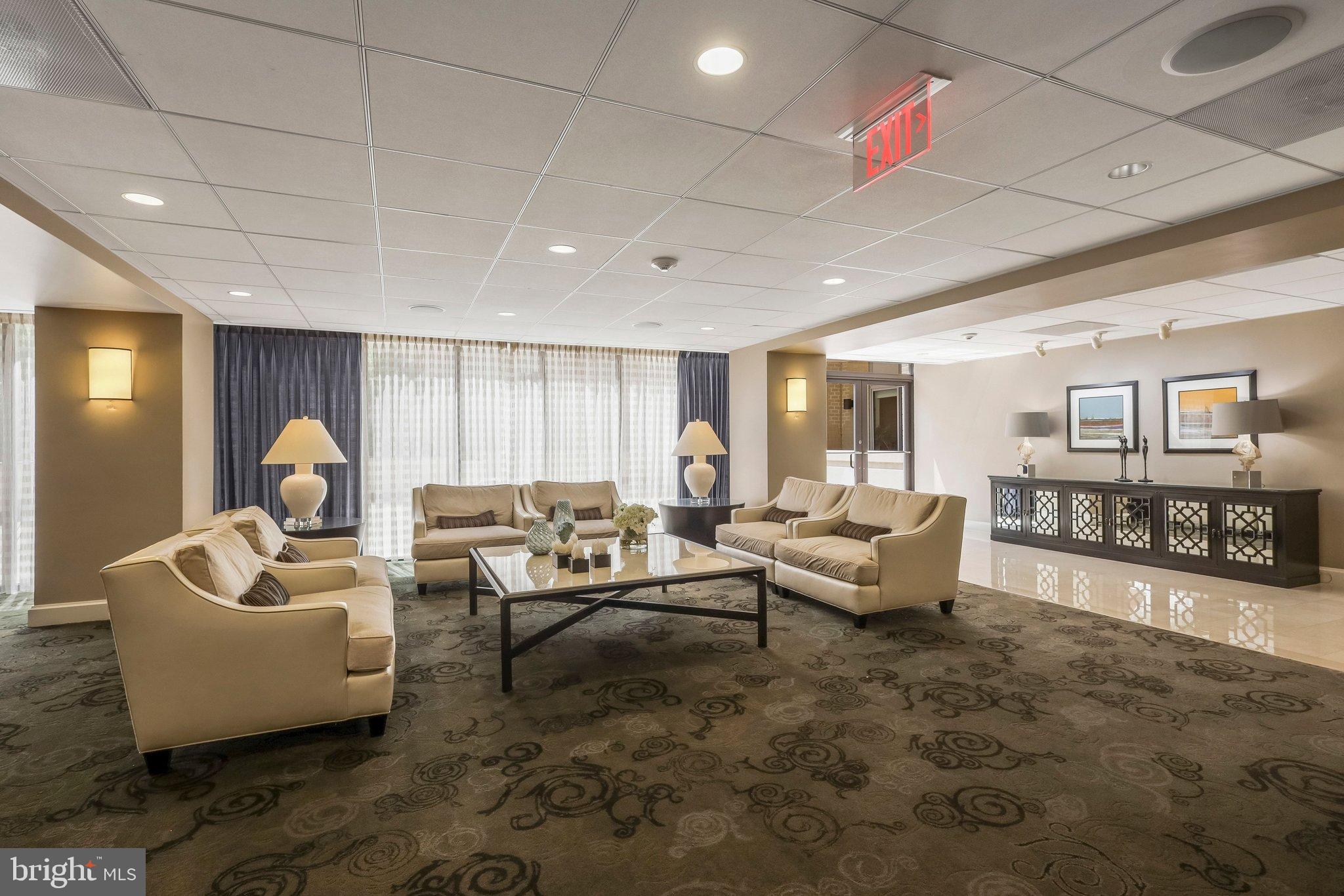 THE ELIZABETH - Residential