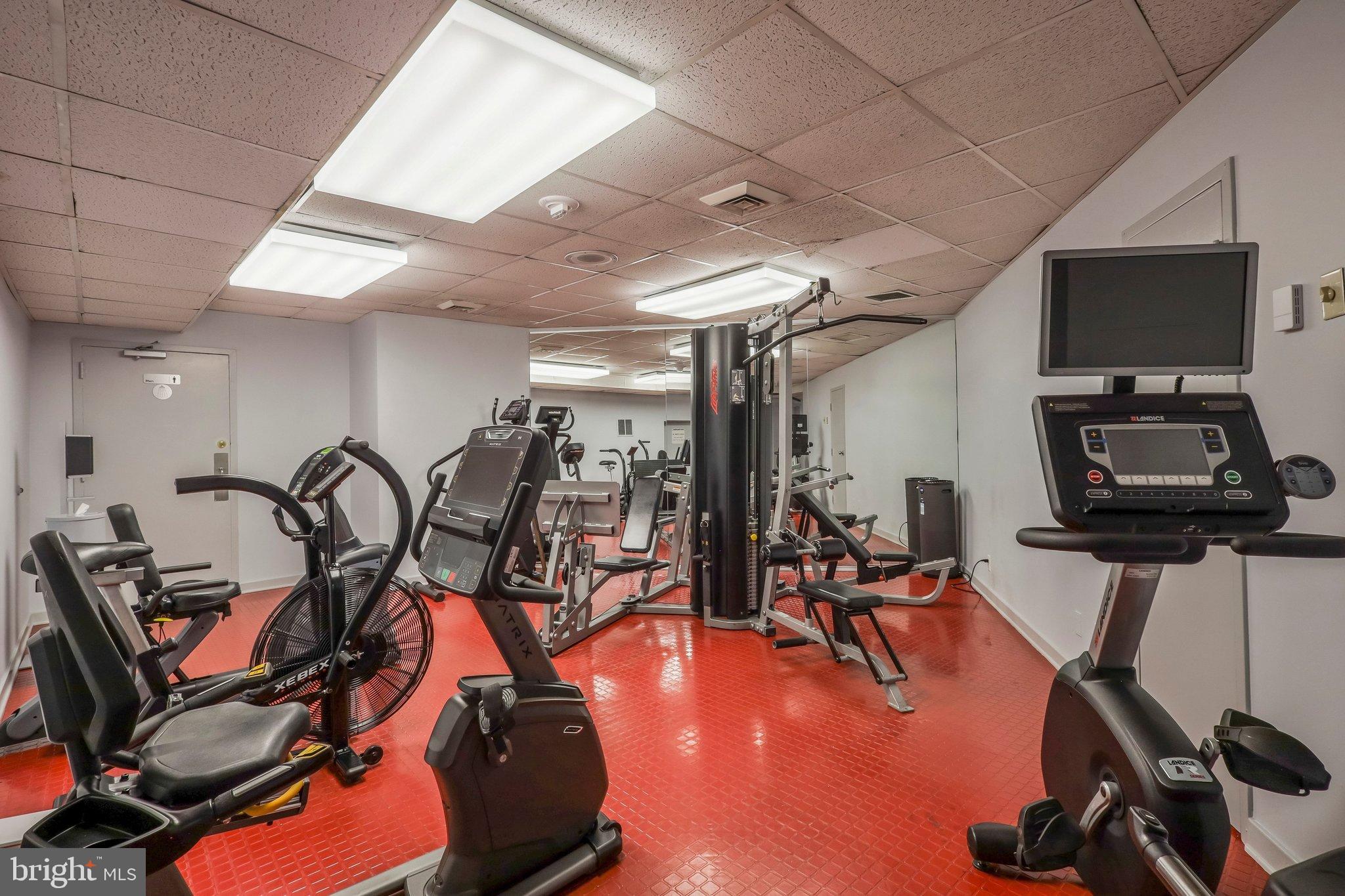 THE ELIZABETH - Residential