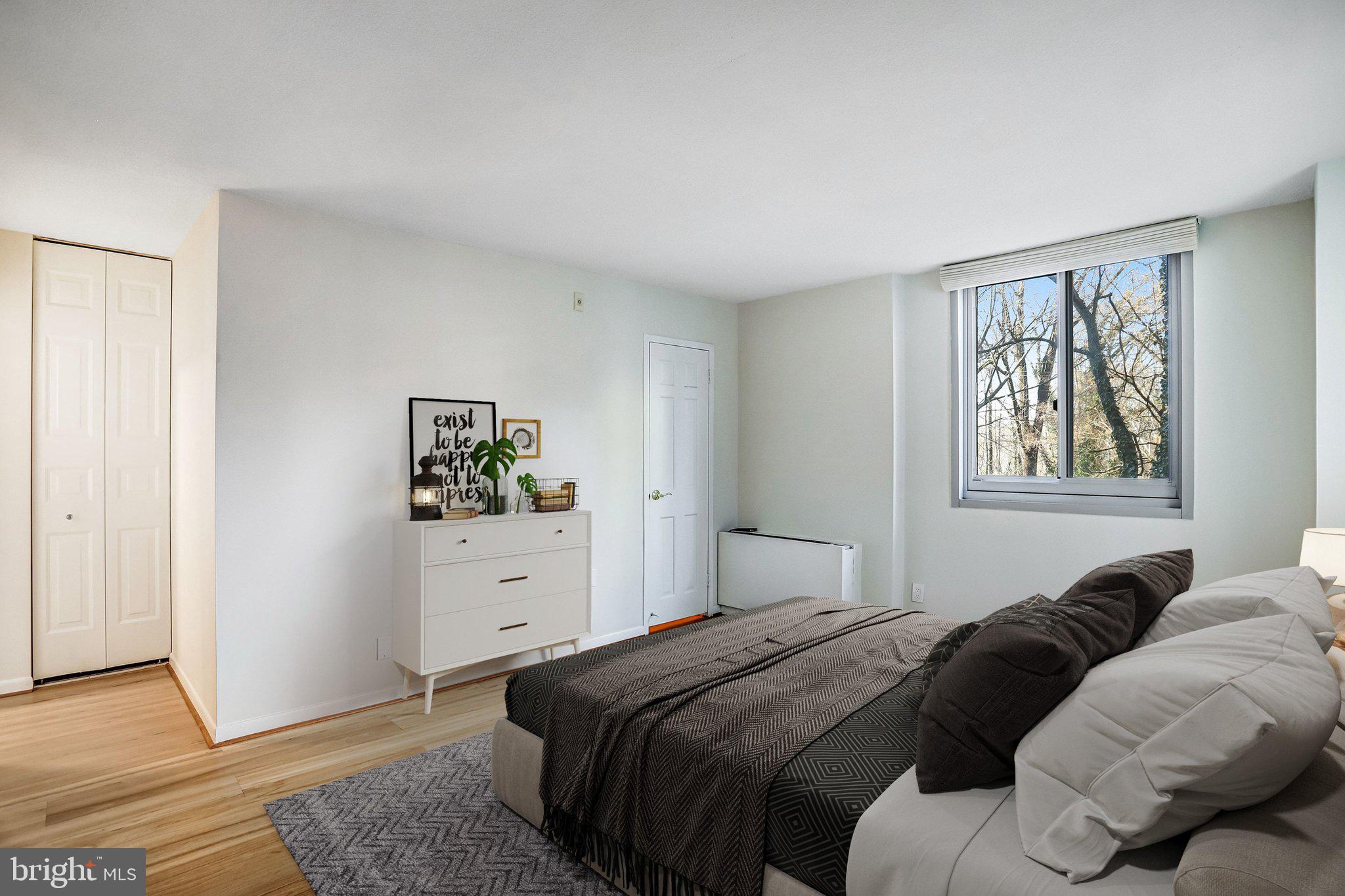 THE ELIZABETH - Residential