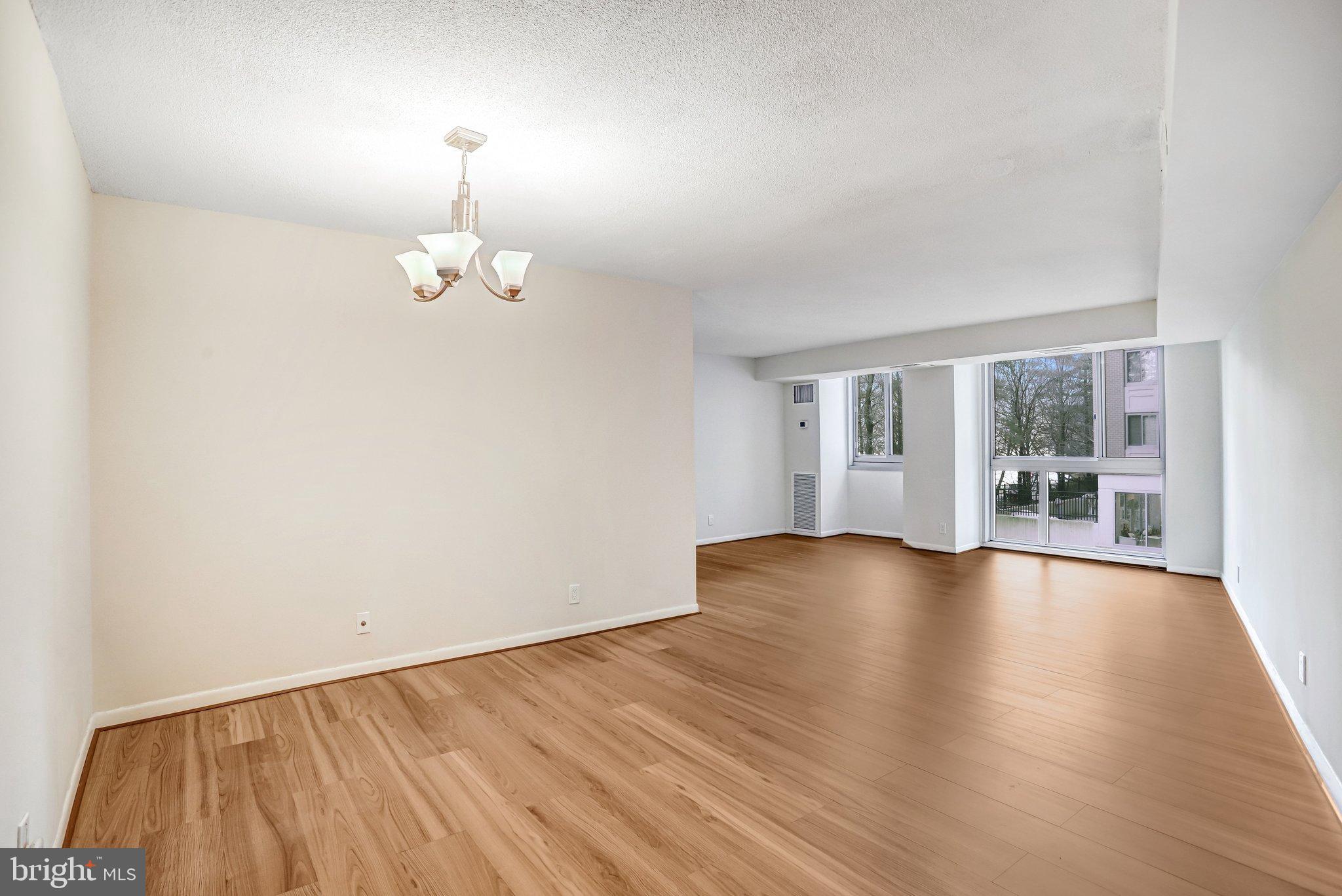 THE ELIZABETH - Residential