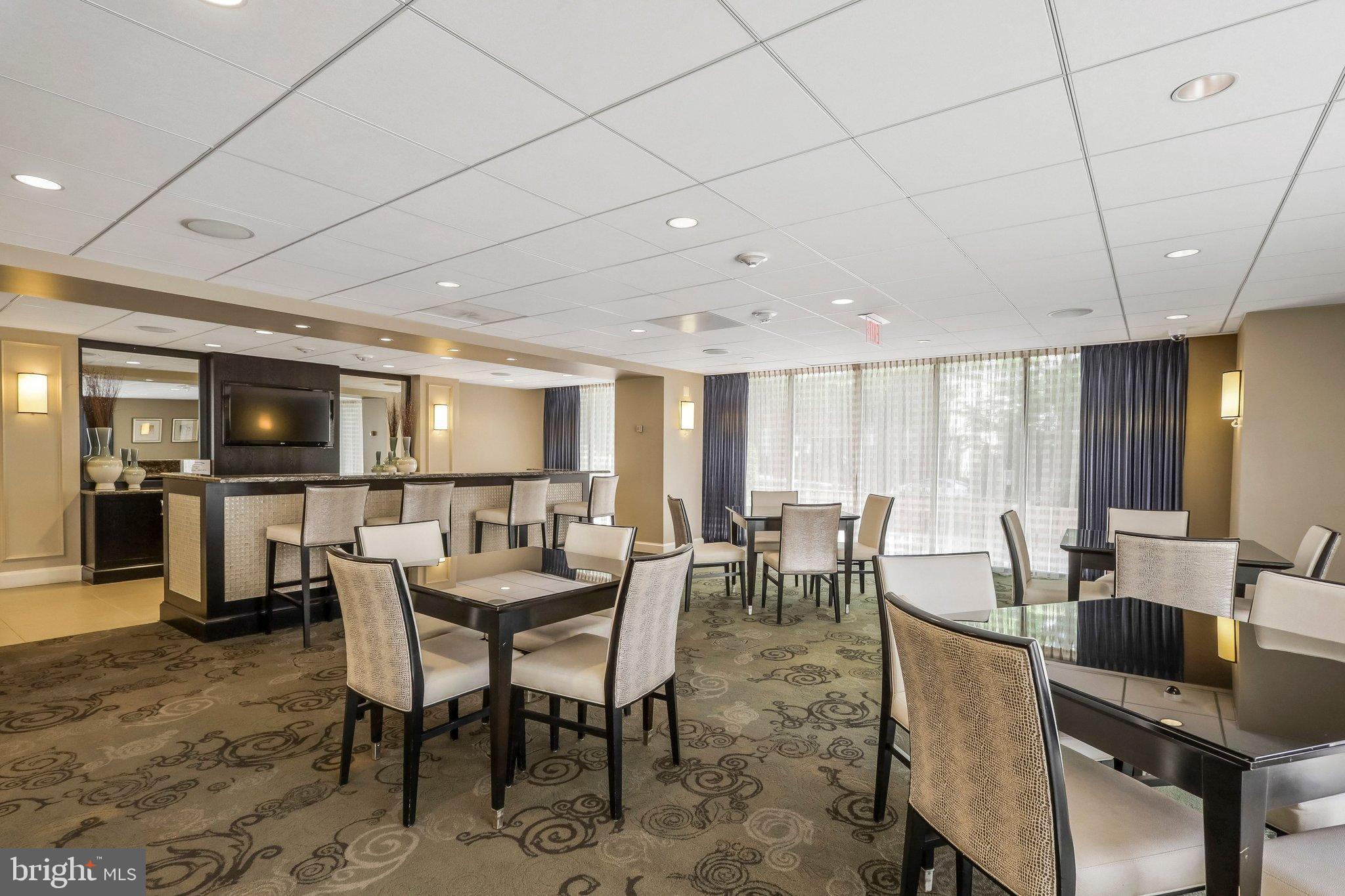 THE ELIZABETH - Residential