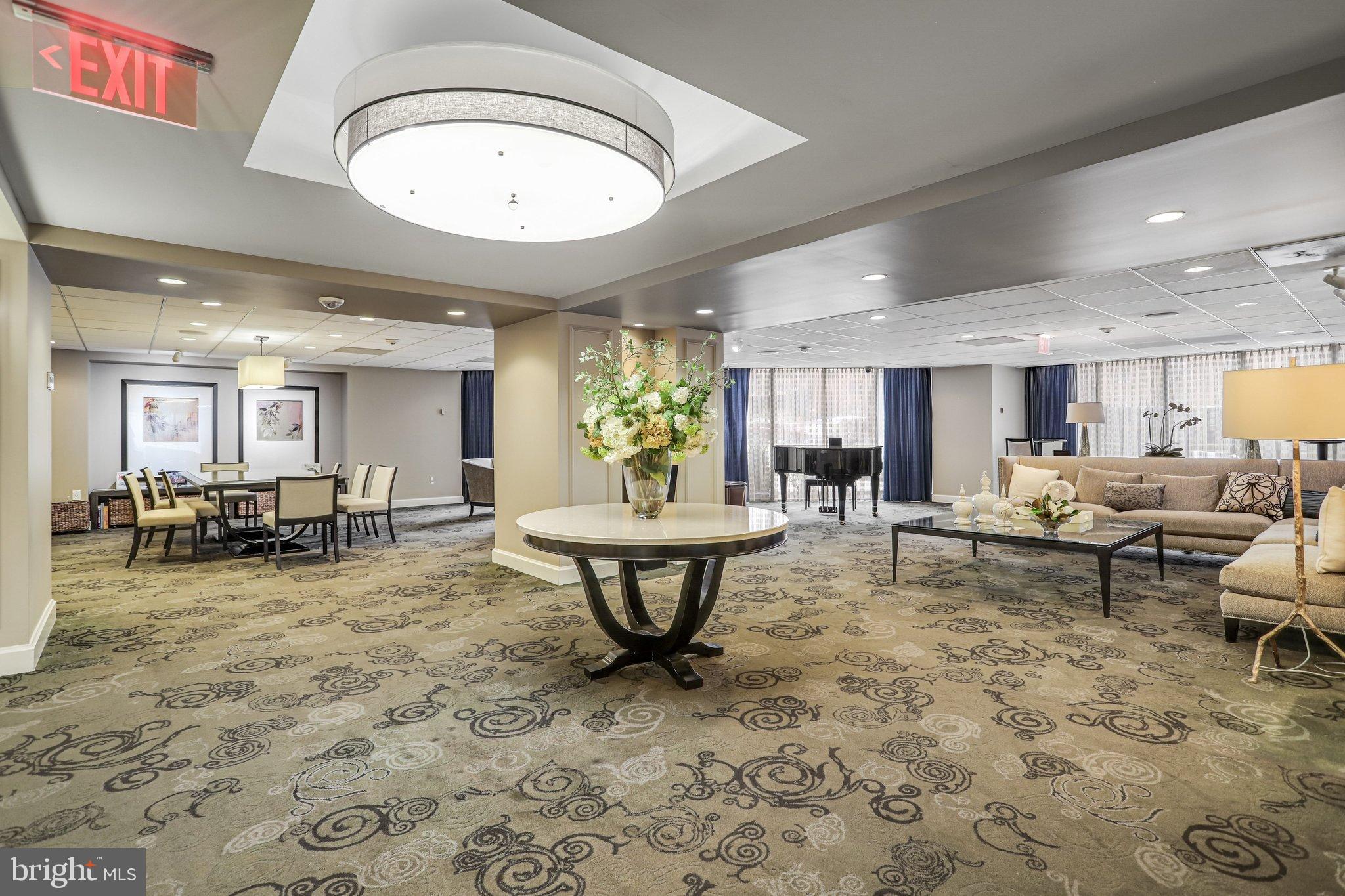 THE ELIZABETH - Residential