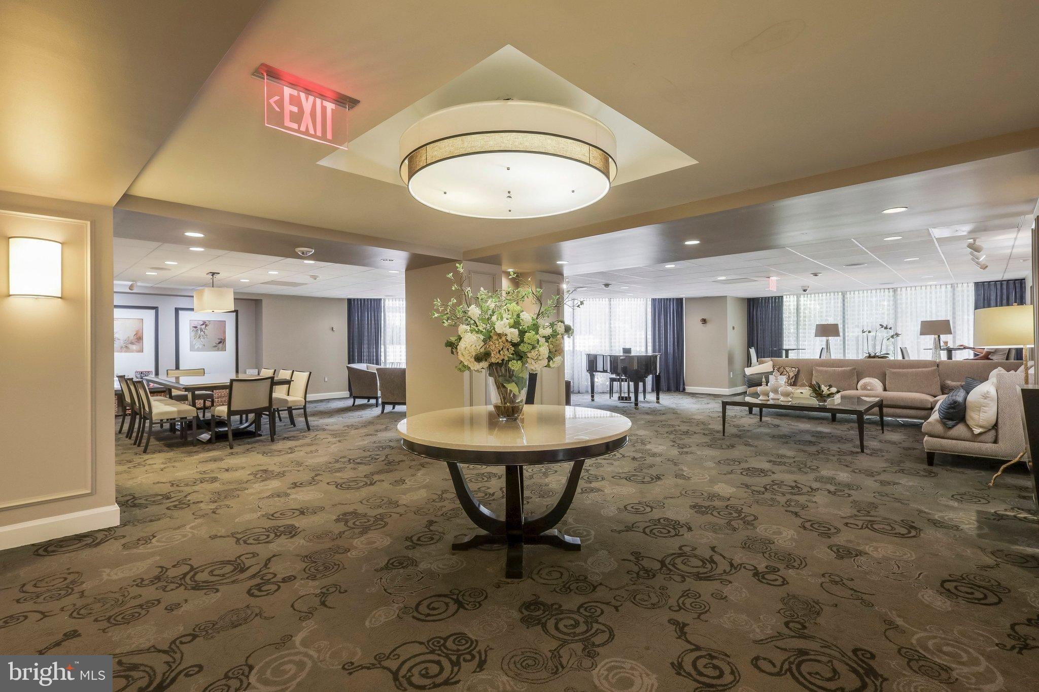 THE ELIZABETH - Residential