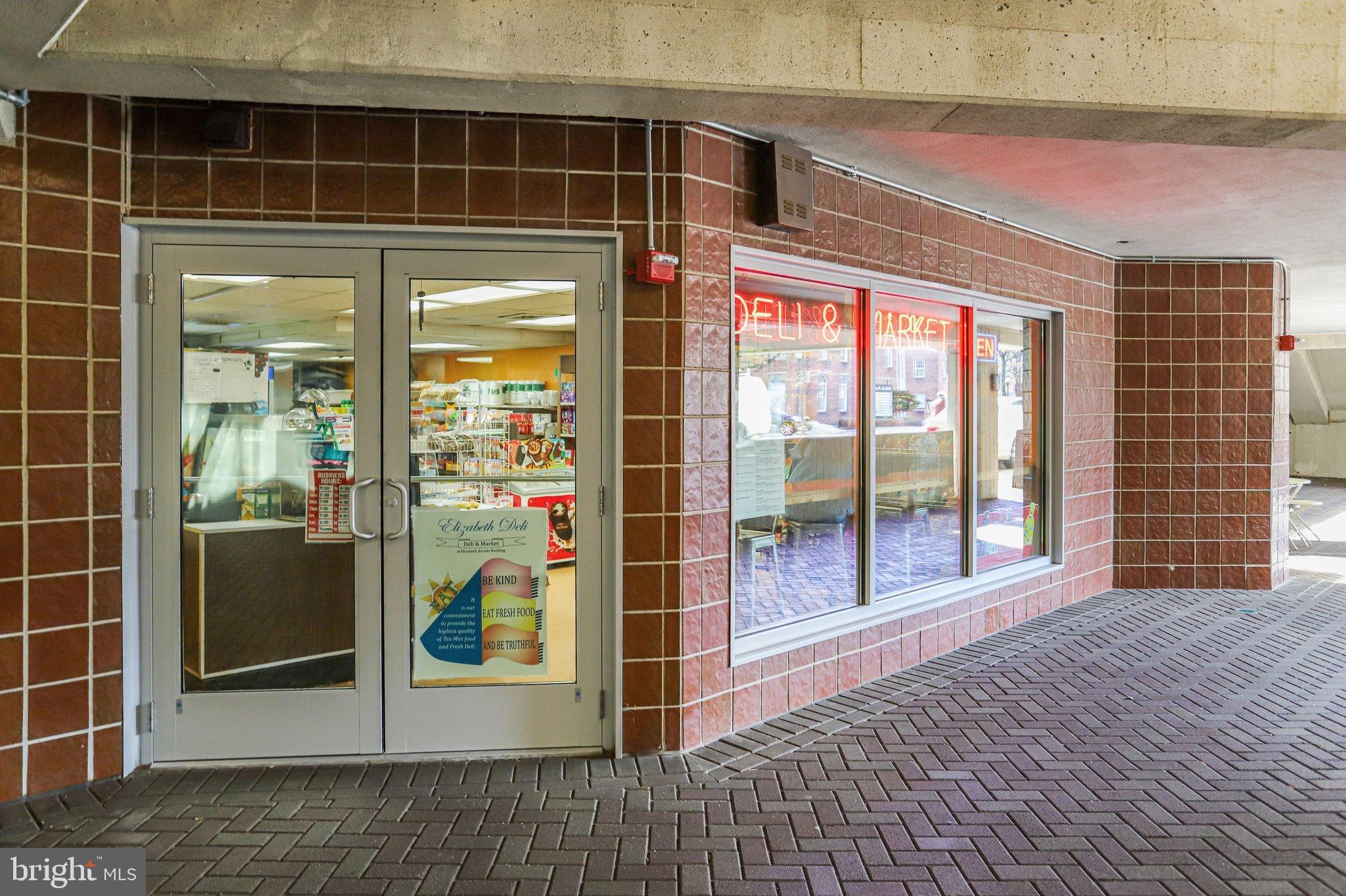 THE ELIZABETH - Residential