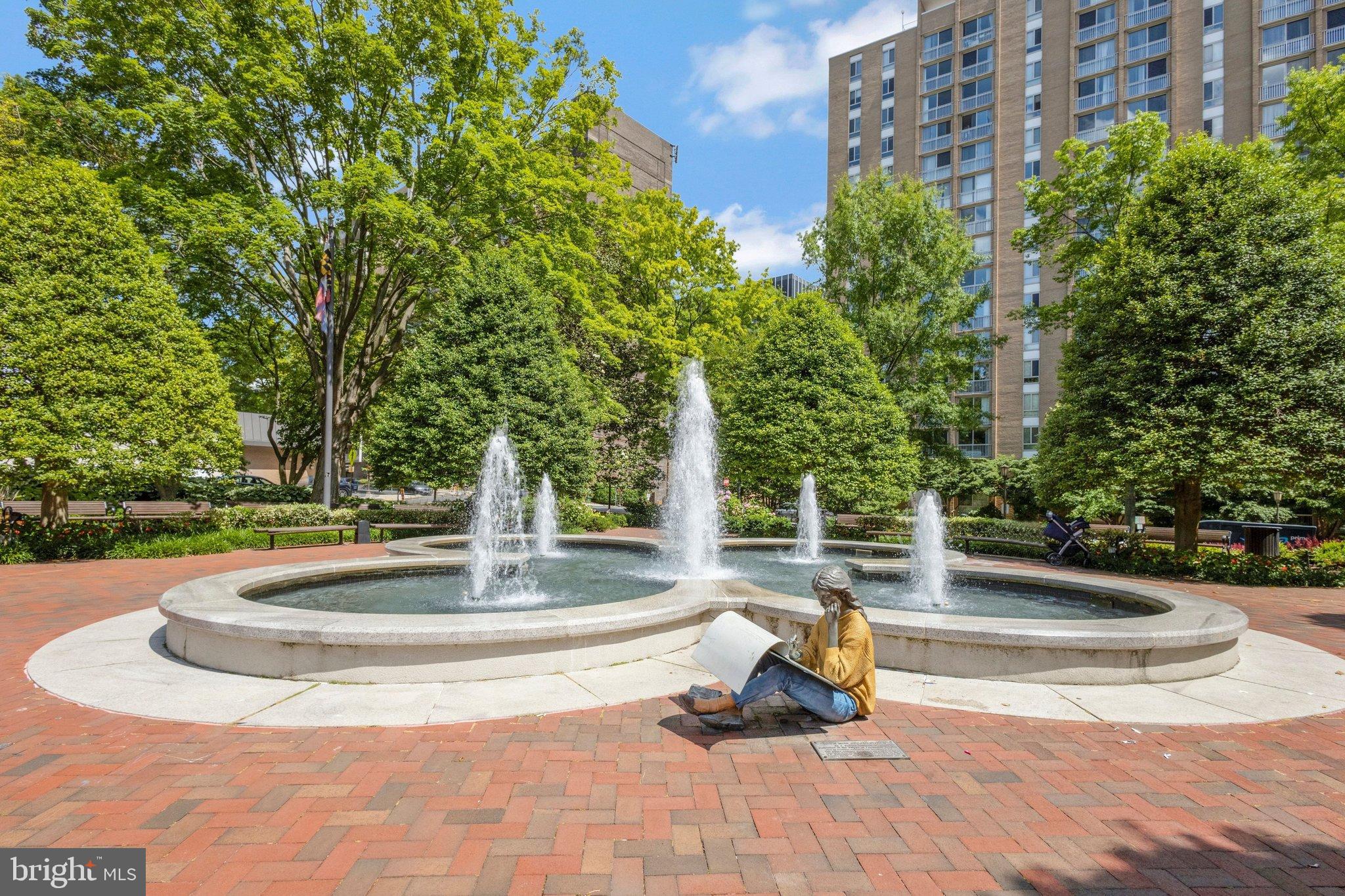 THE ELIZABETH - Residential