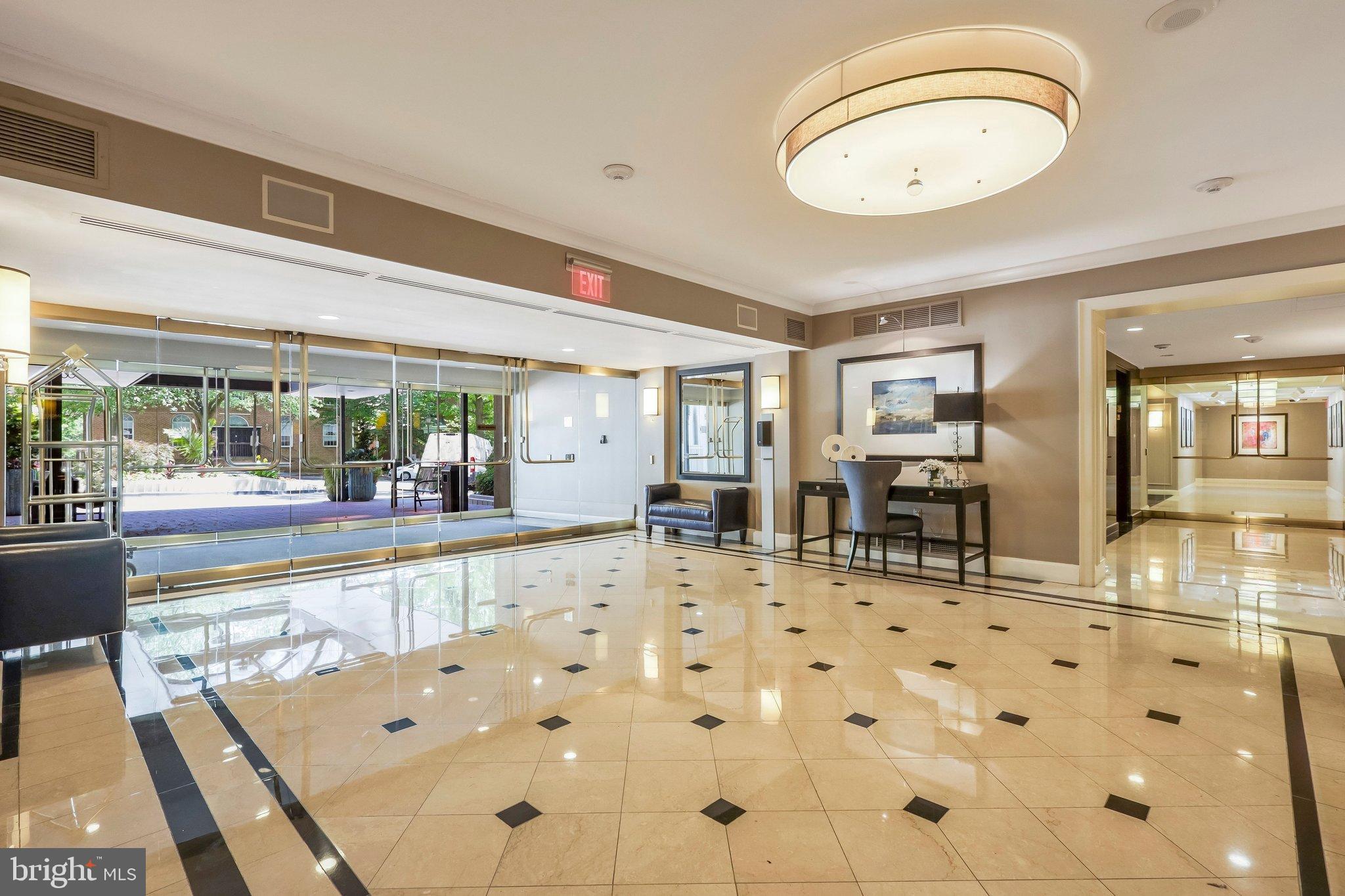 THE ELIZABETH - Residential