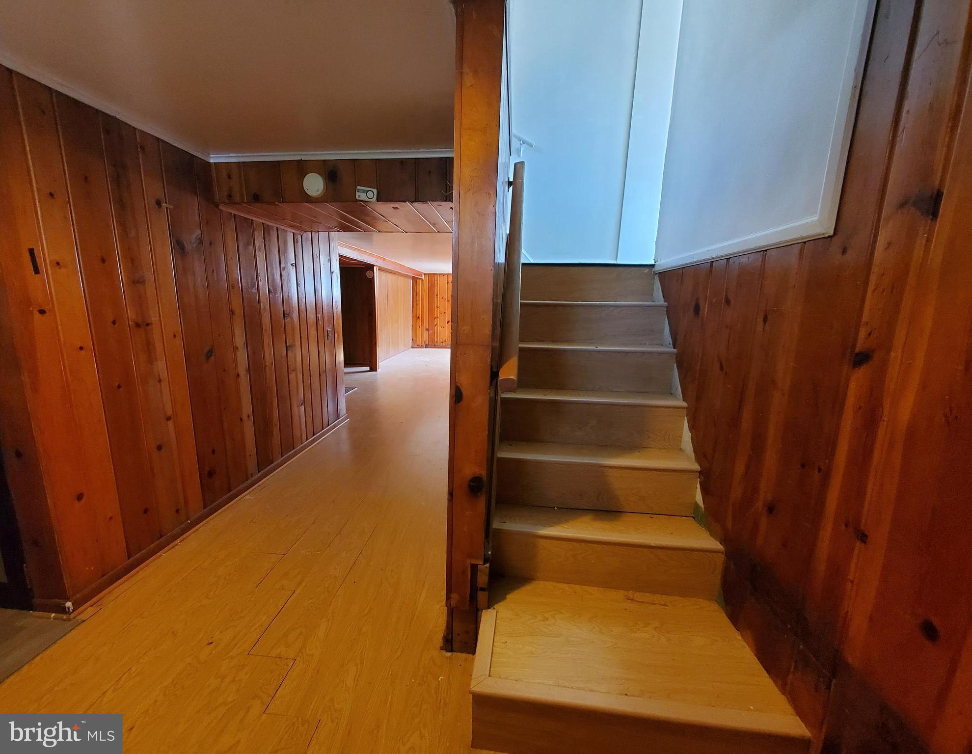 OAKVIEW - Residential Lease