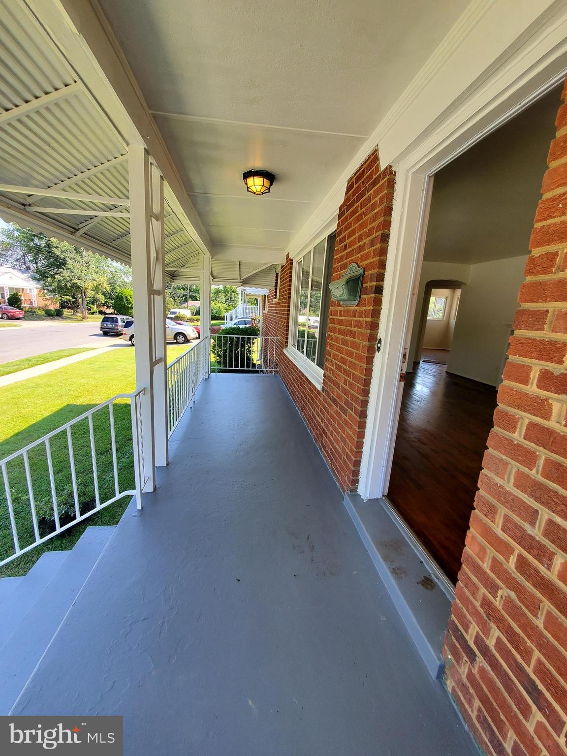 OAKVIEW - Residential Lease