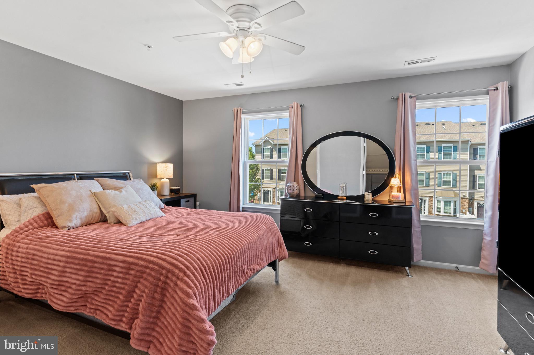 RESERVOIR RIDGE - Residential