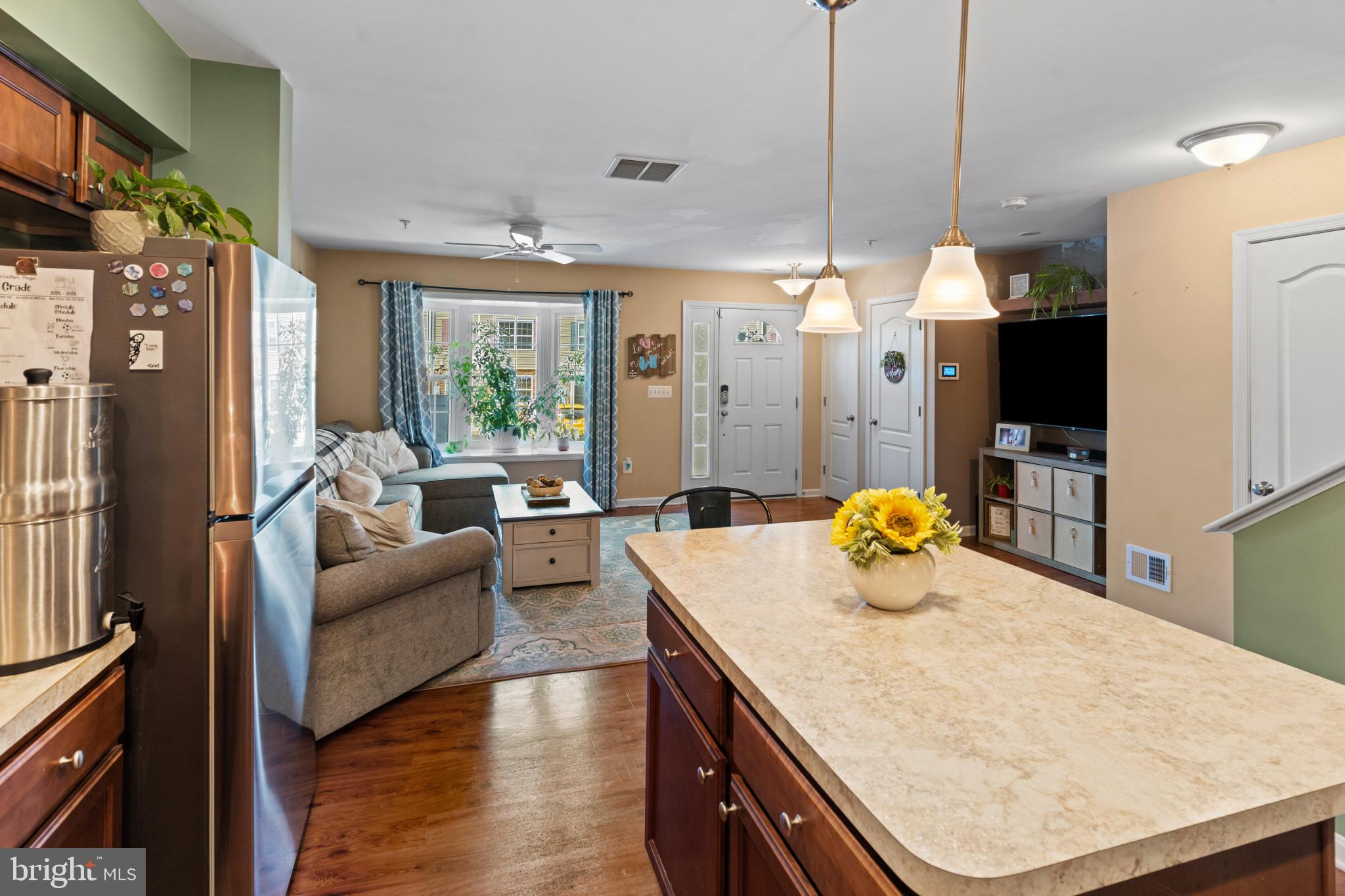 RESERVOIR RIDGE - Residential