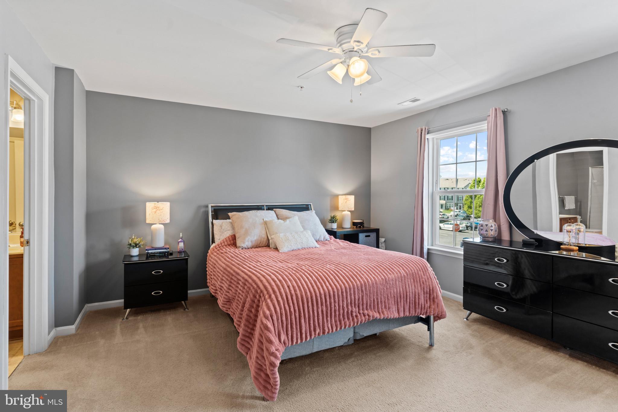 RESERVOIR RIDGE - Residential