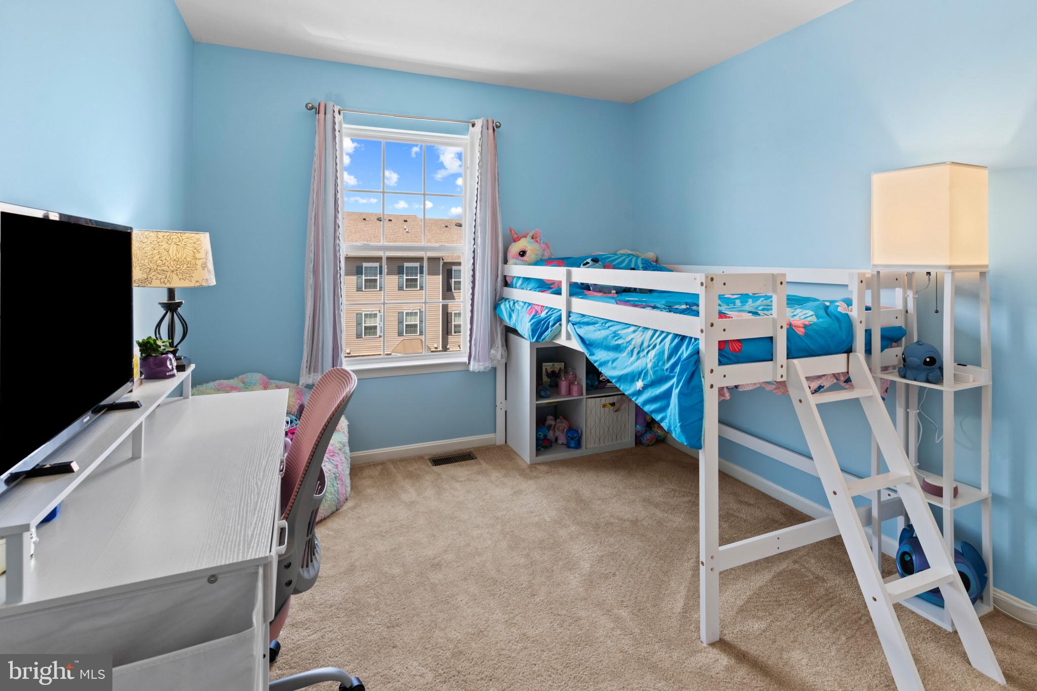 RESERVOIR RIDGE - Residential