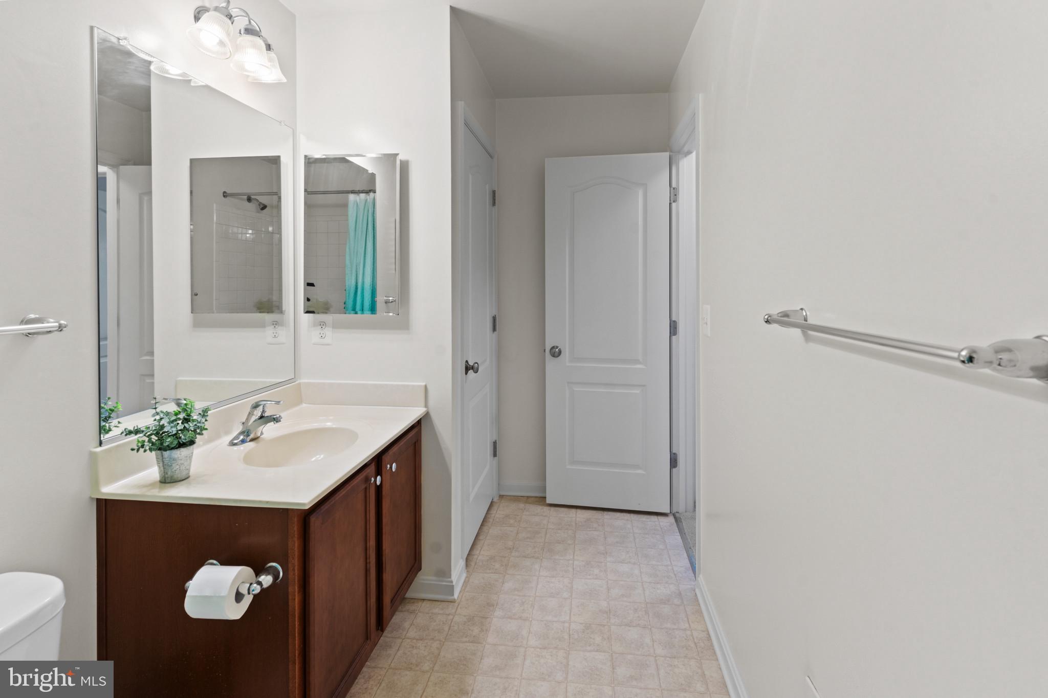 RESERVOIR RIDGE - Residential