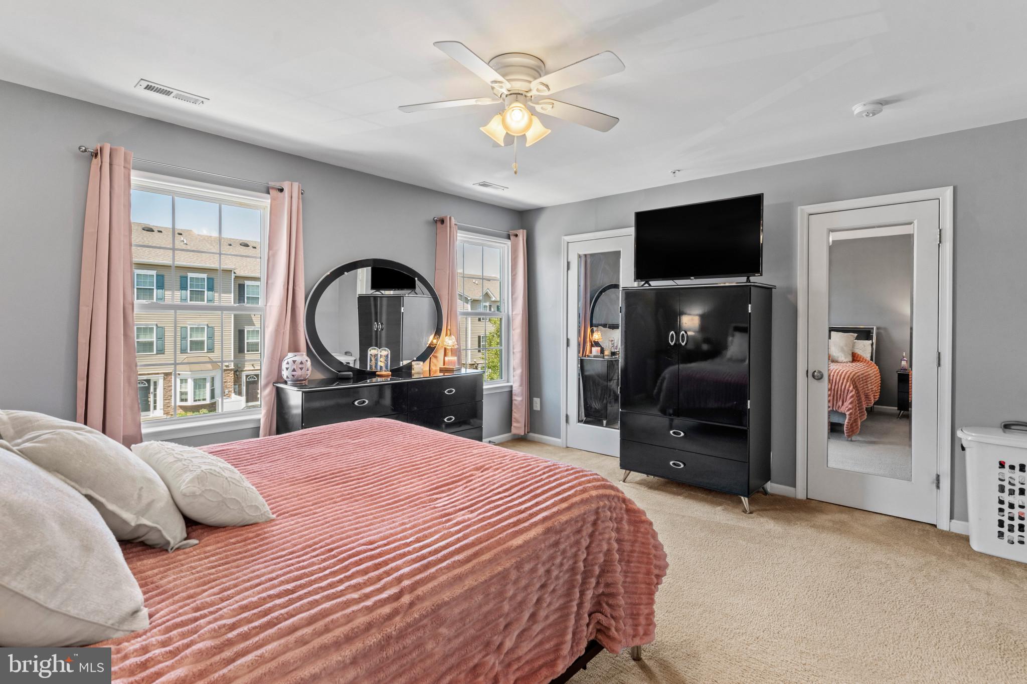 RESERVOIR RIDGE - Residential