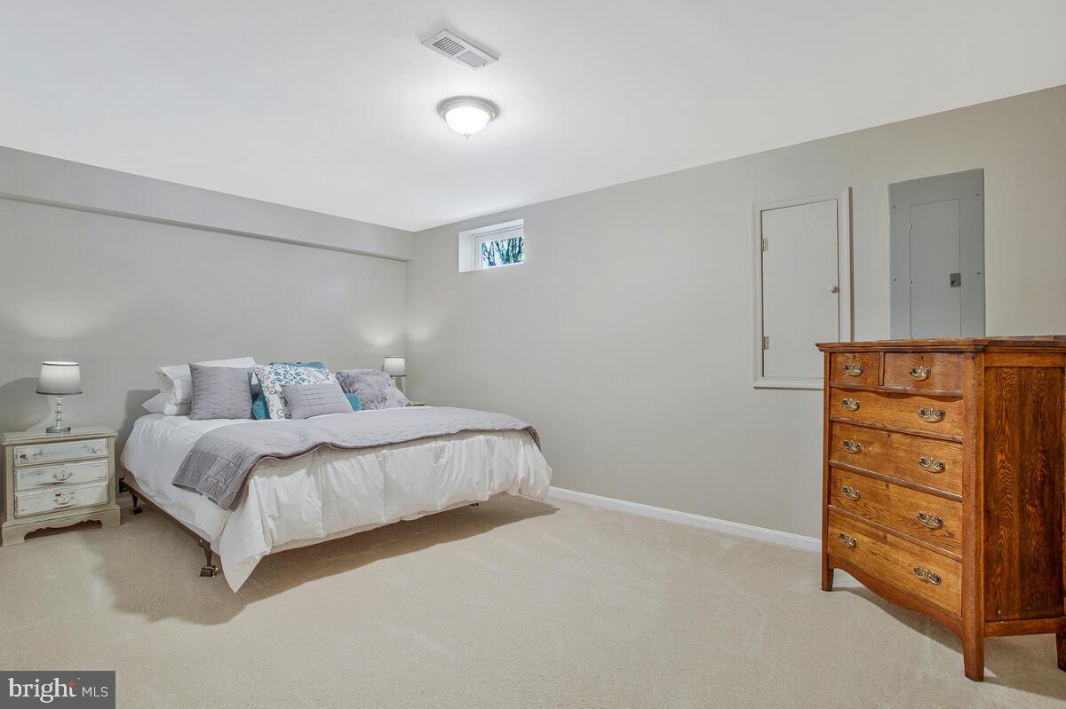 CROFTON VALLEY - Residential