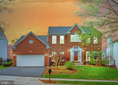 916 Sand Brook Court, Gambrills, MD MLS: MDAA2111672