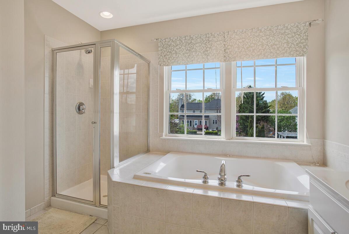 CROFTON VALLEY - Residential