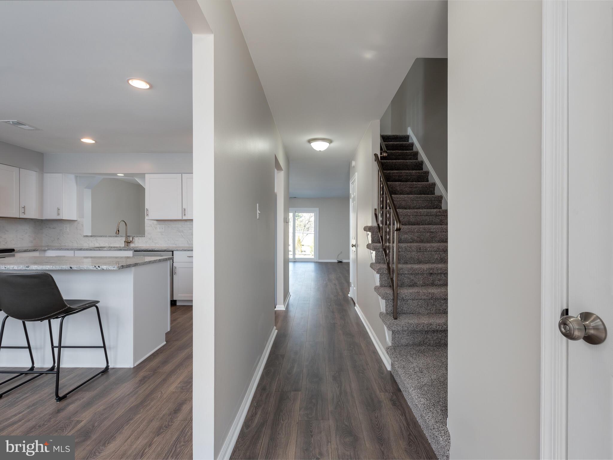 RHONDDA - Residential Lease