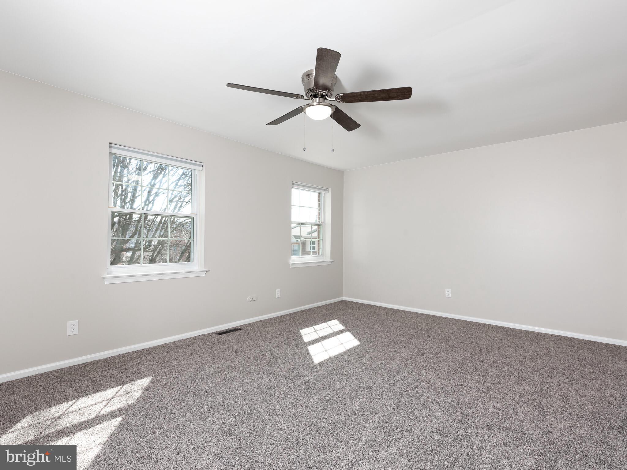 RHONDDA - Residential Lease