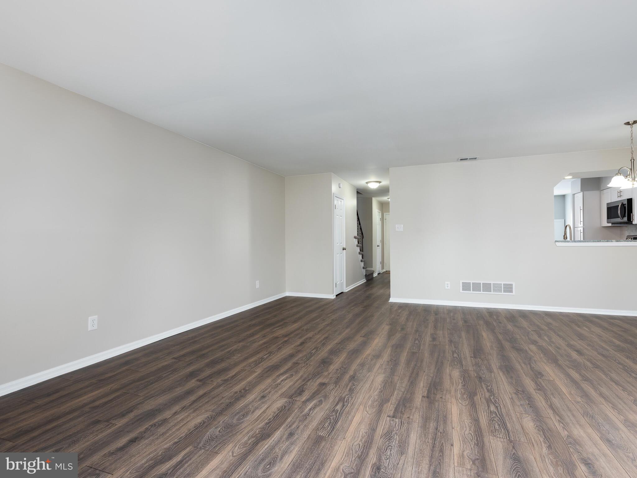 RHONDDA - Residential Lease