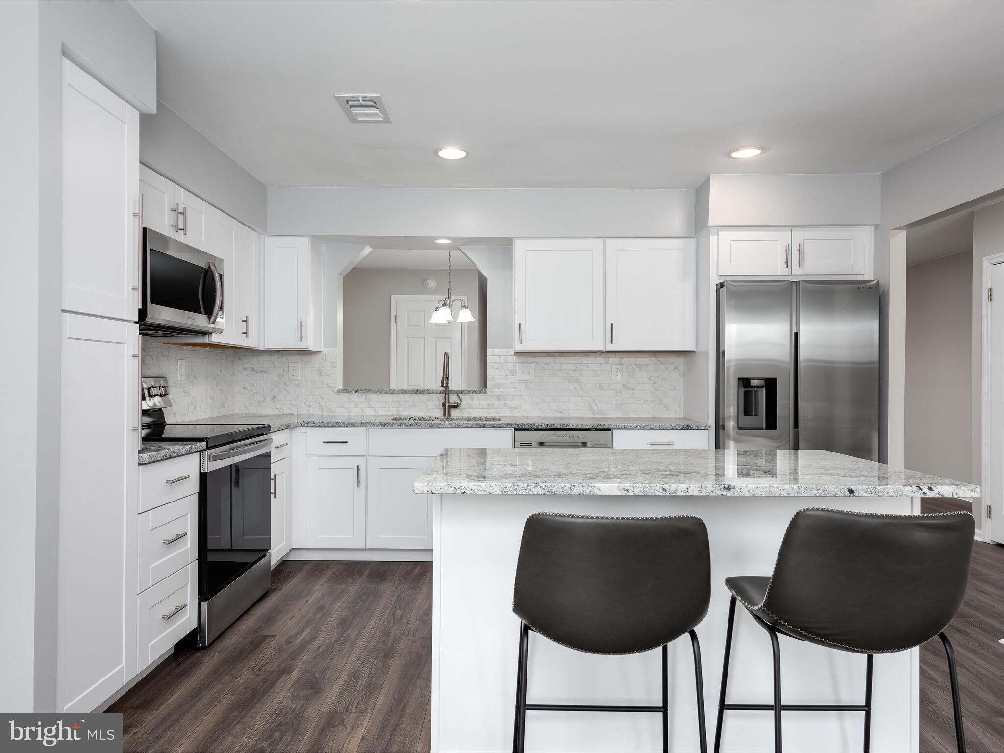 RHONDDA - Residential Lease