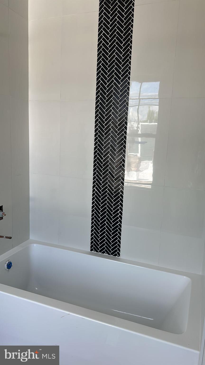 1639 WEST VIRGINIA AVENUE NE