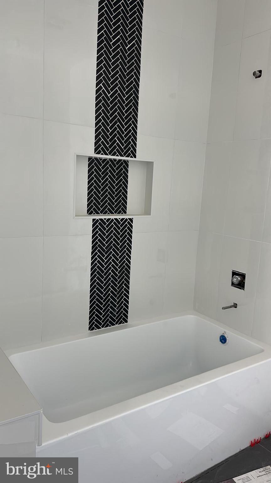 1639 WEST VIRGINIA AVENUE NE