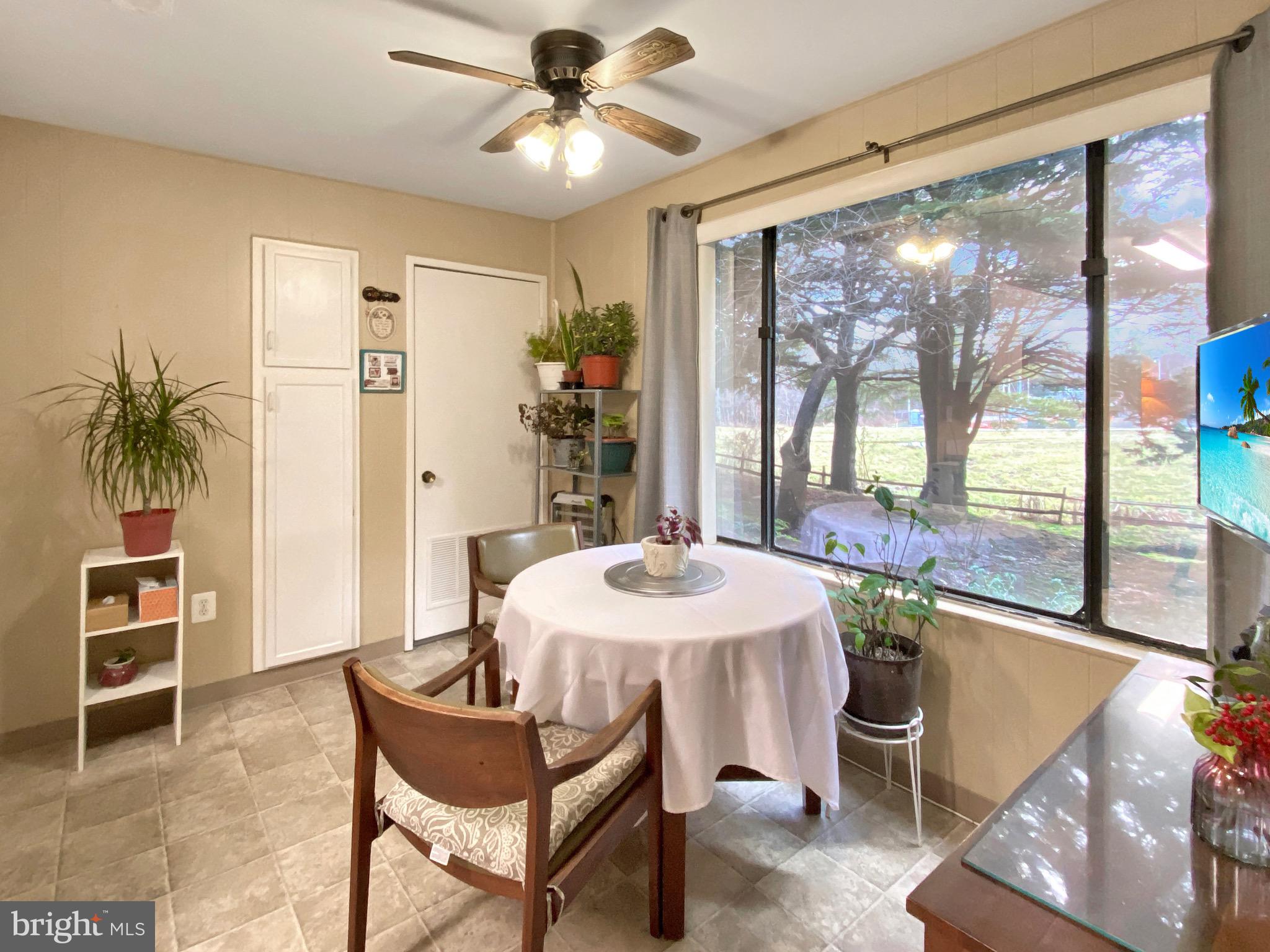 VILLAGE OF LONG REACH - Residential